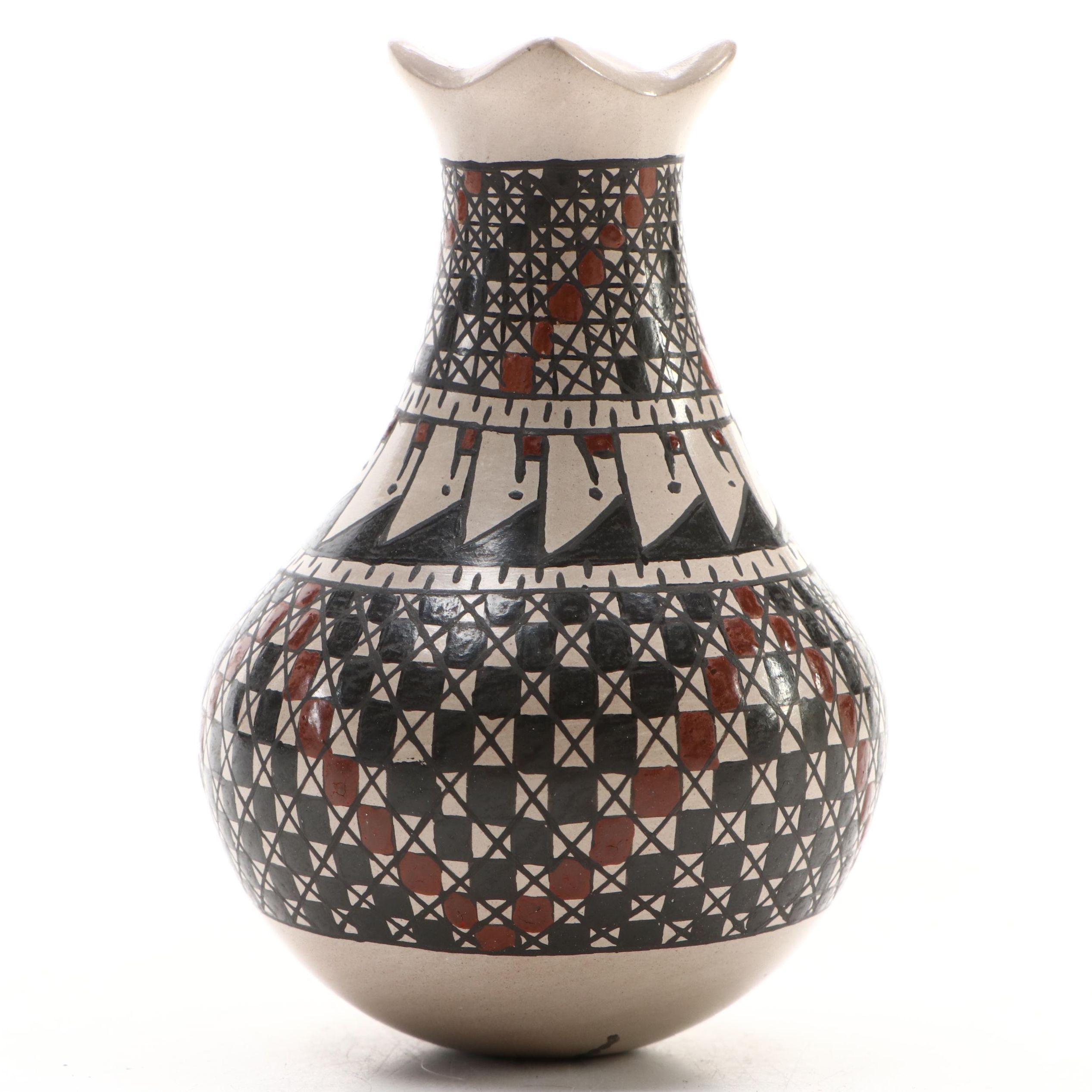 Carmen Veloz Mata Ortiz Ceramic Bud Vase