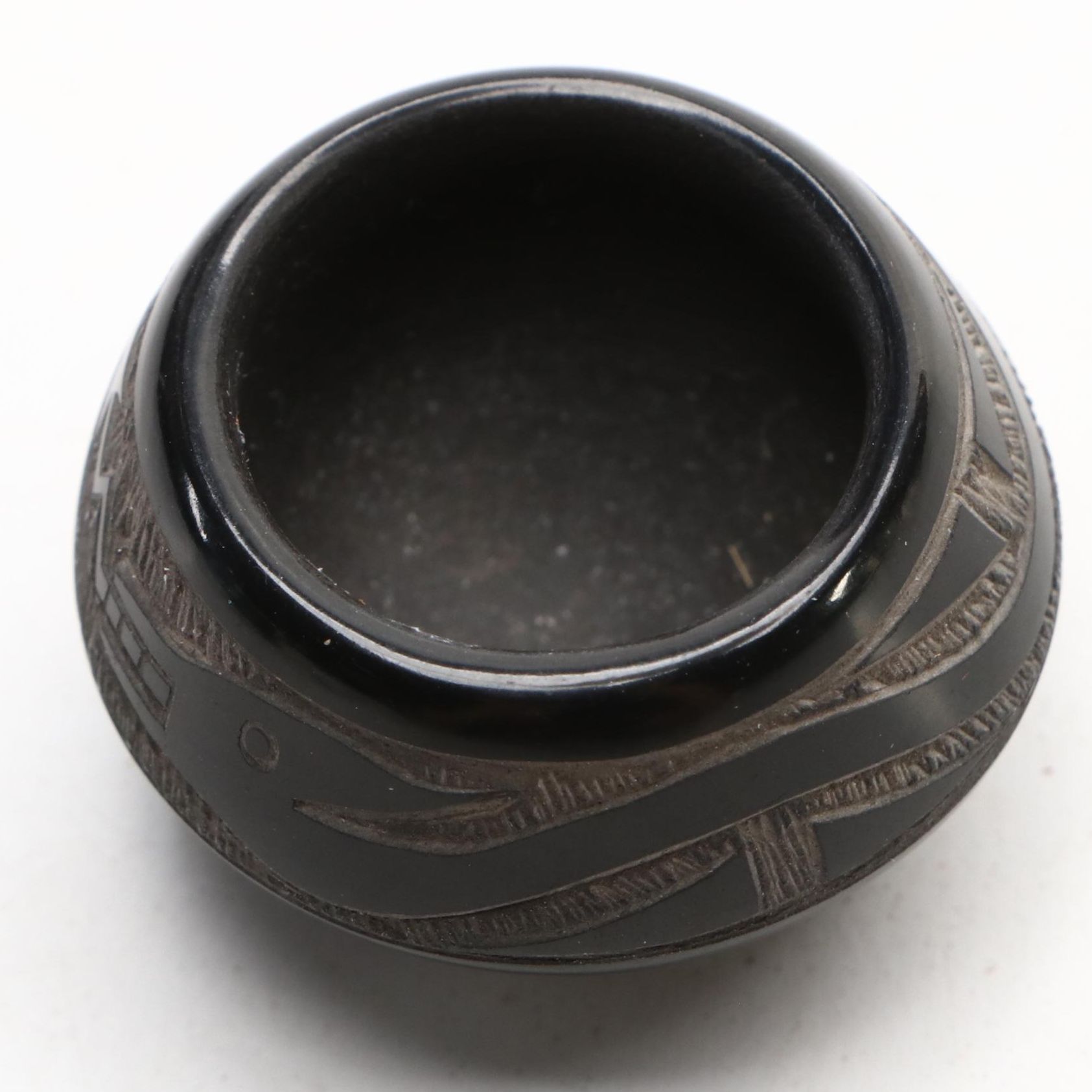 Monica Naranjo Santa Clara Sgraffito Ceramic Miniature Pot