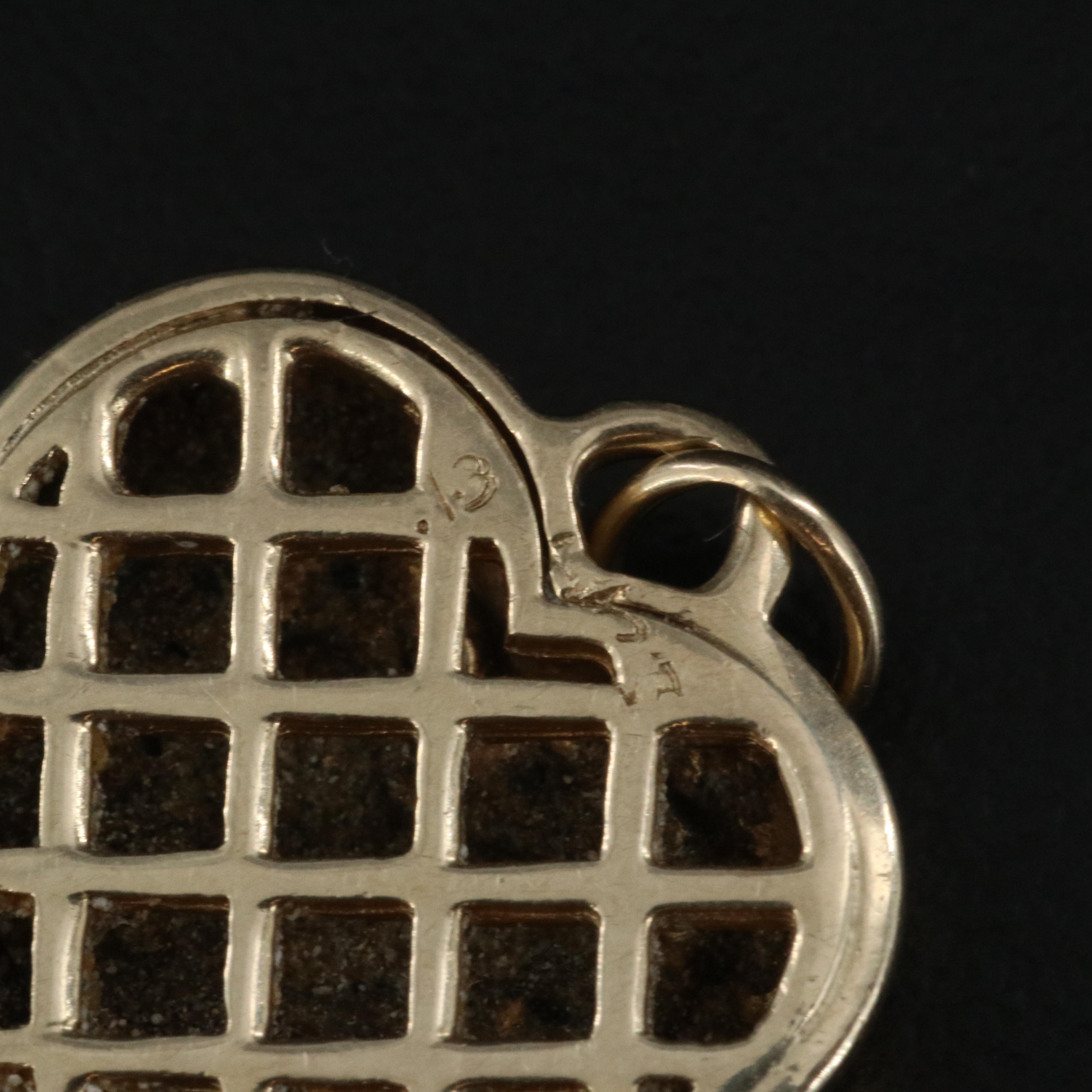 10K 0.12 CTW Diamond Heart Pendant