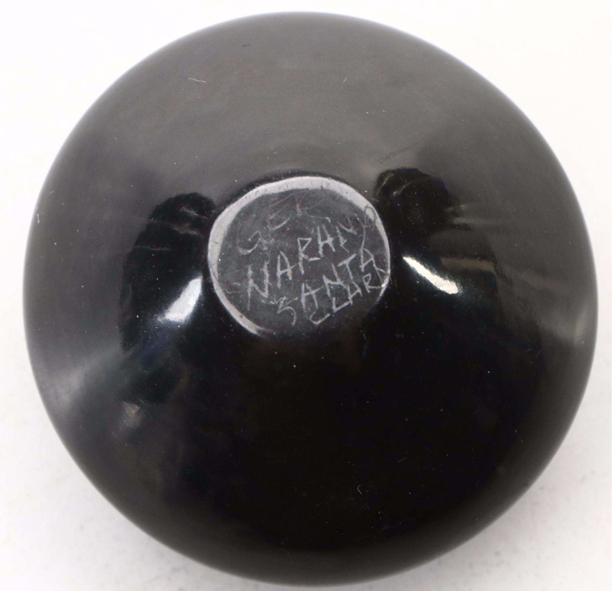 Geri Naranjo Santa Clara Miniature Ceramic Black and Sienna Pot