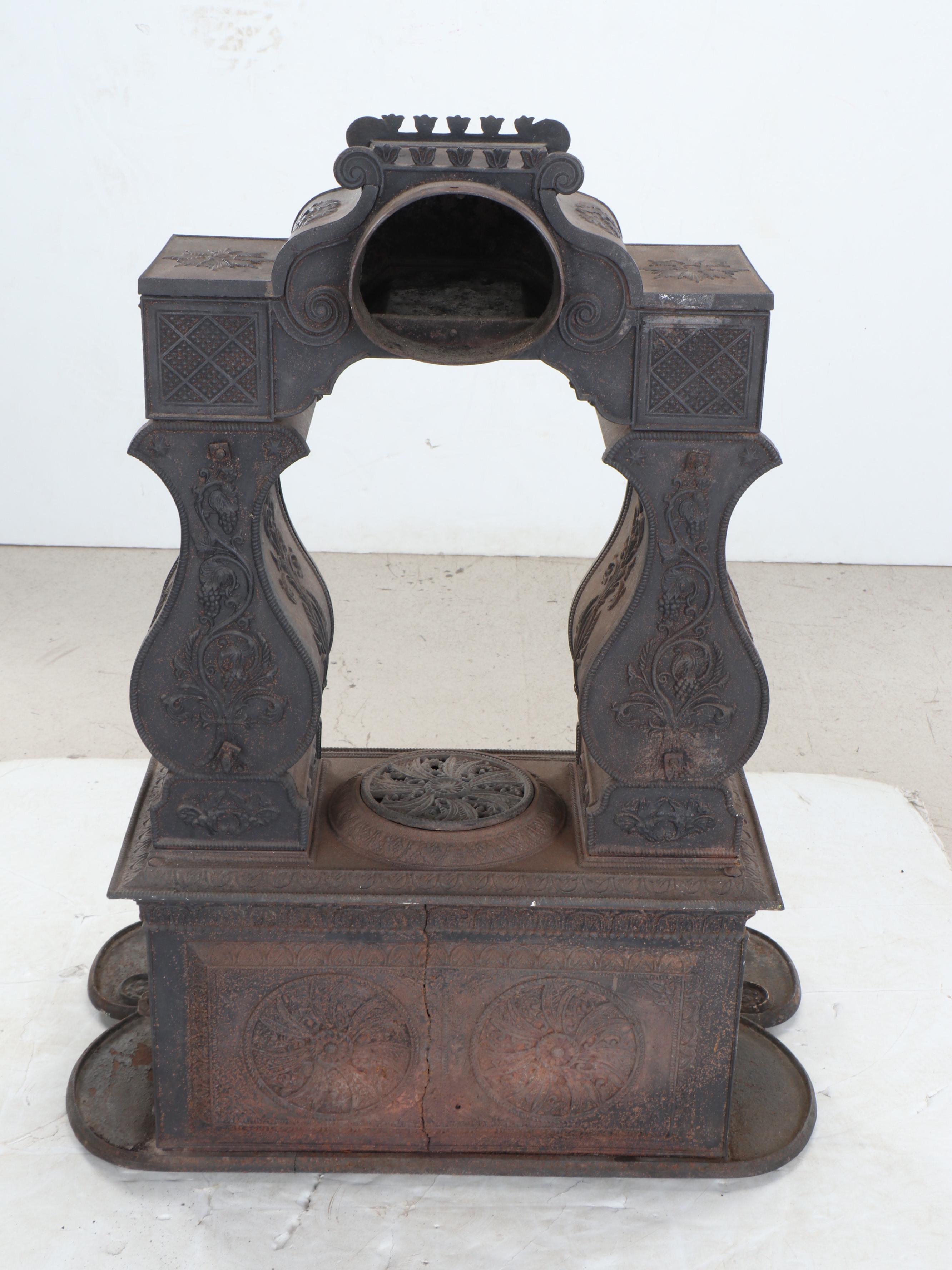 Victorian Cast Iron Parlor Stove, 19th Century