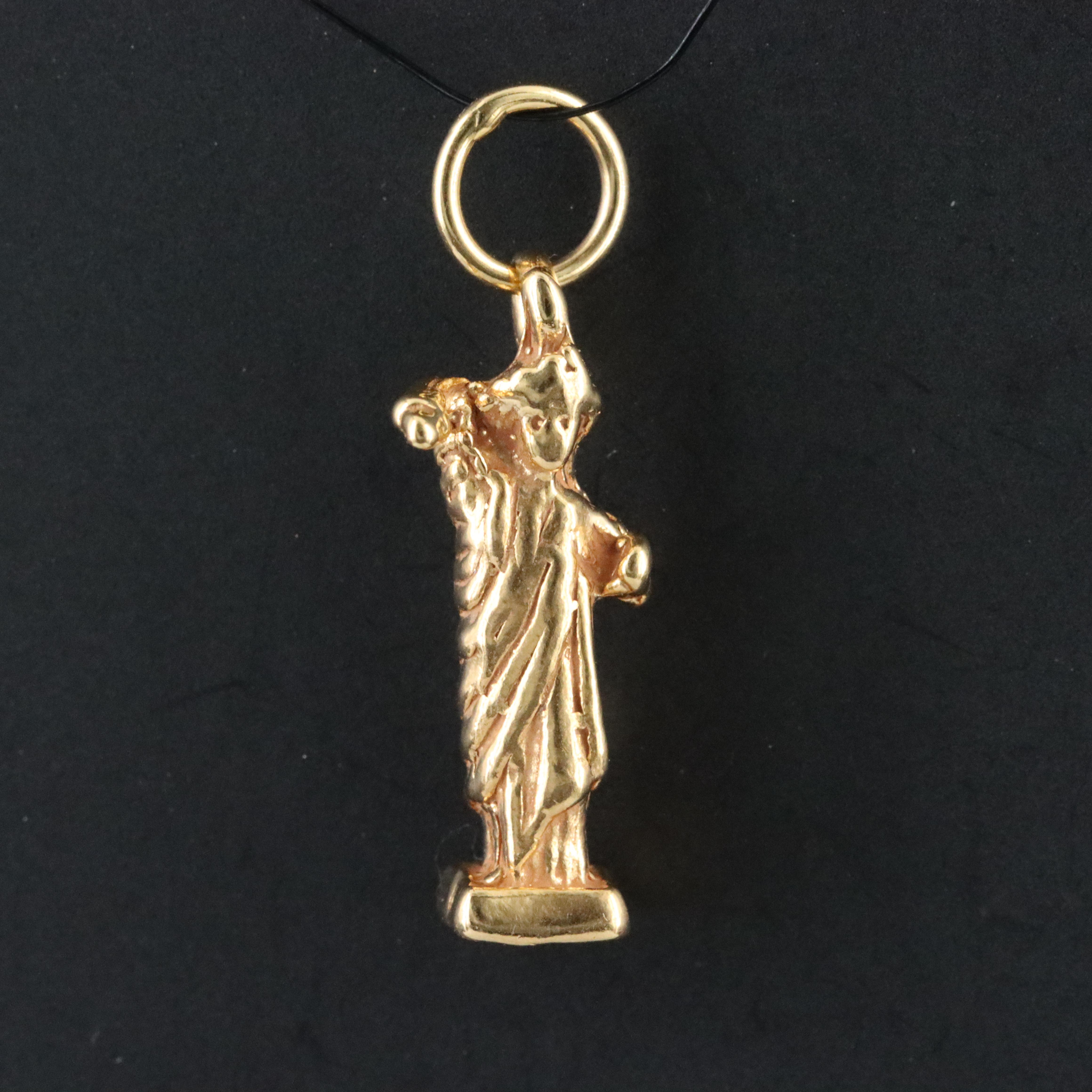 10K Statue of Liberty Charm