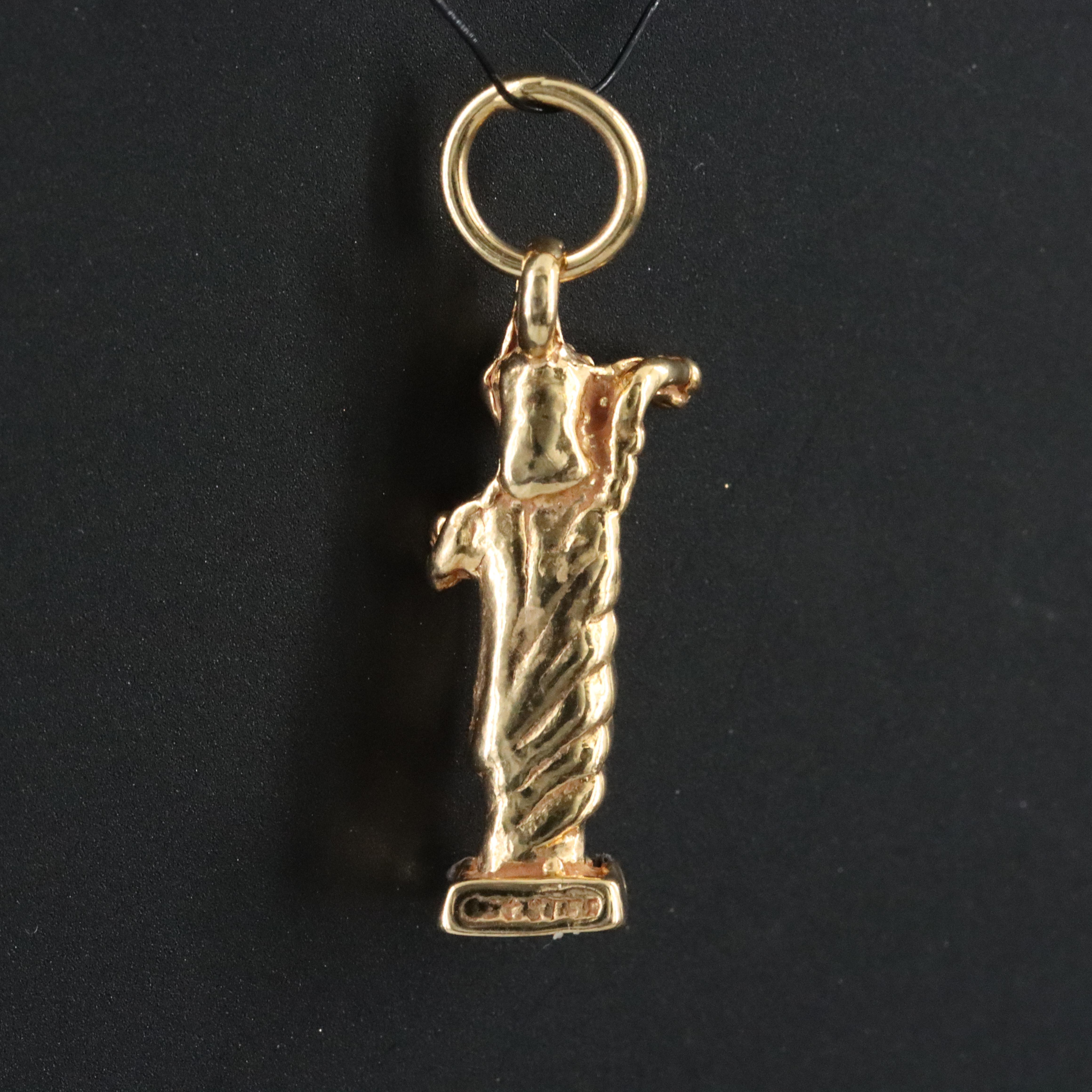 10K Statue of Liberty Charm
