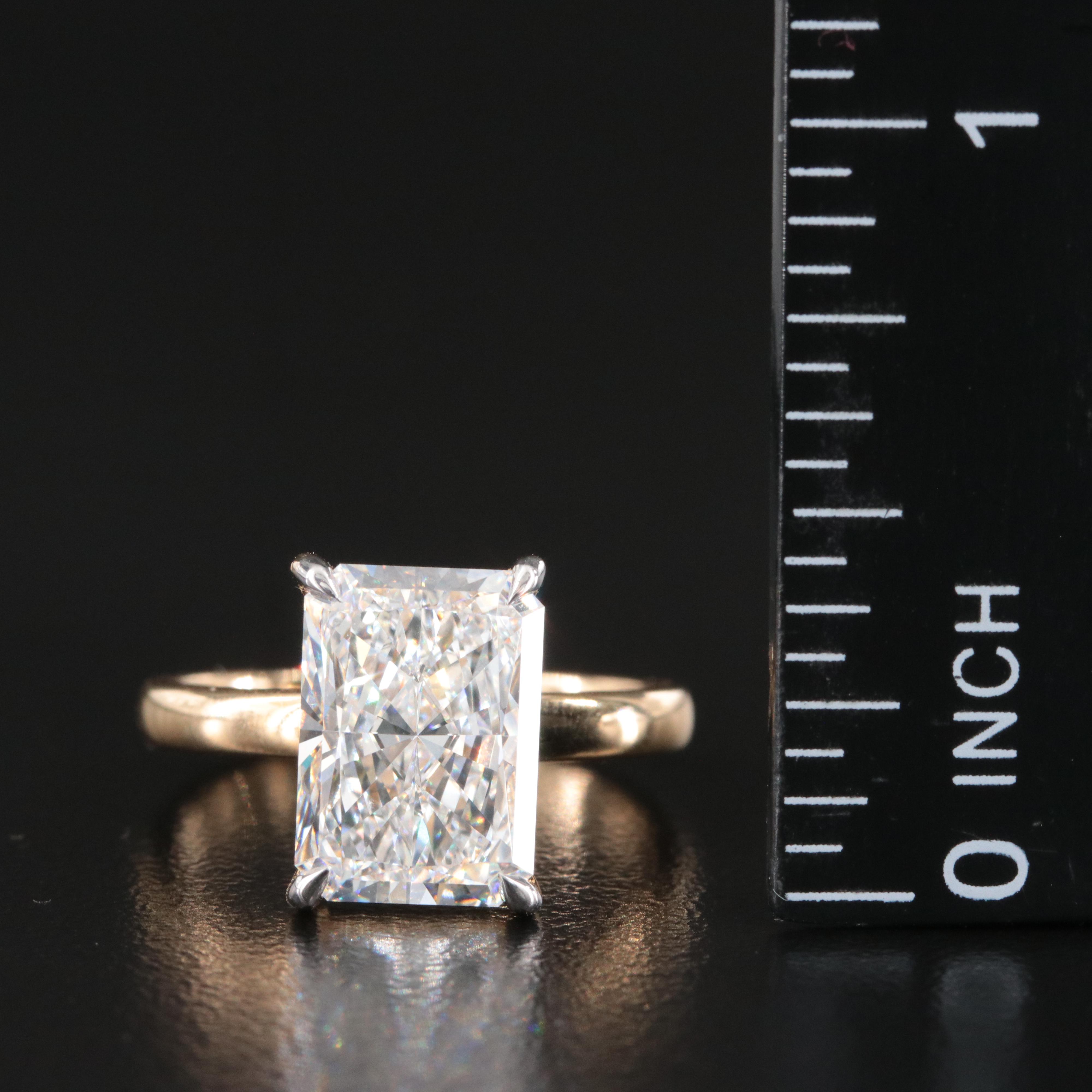 18K 4.10 CT Lab Grown Diamond Solitaire Ring with IGI Report