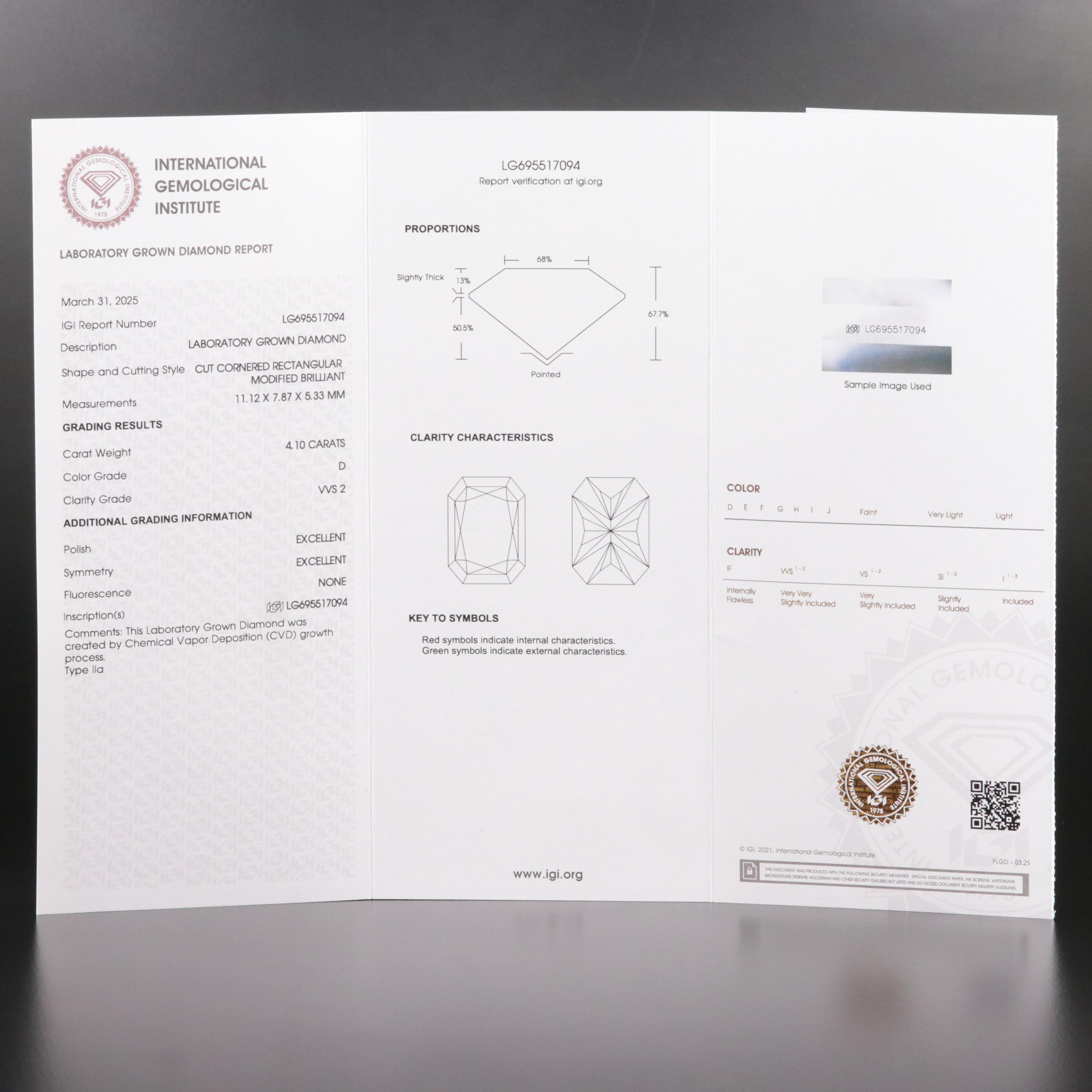 18K 4.10 CT Lab Grown Diamond Solitaire Ring with IGI Report