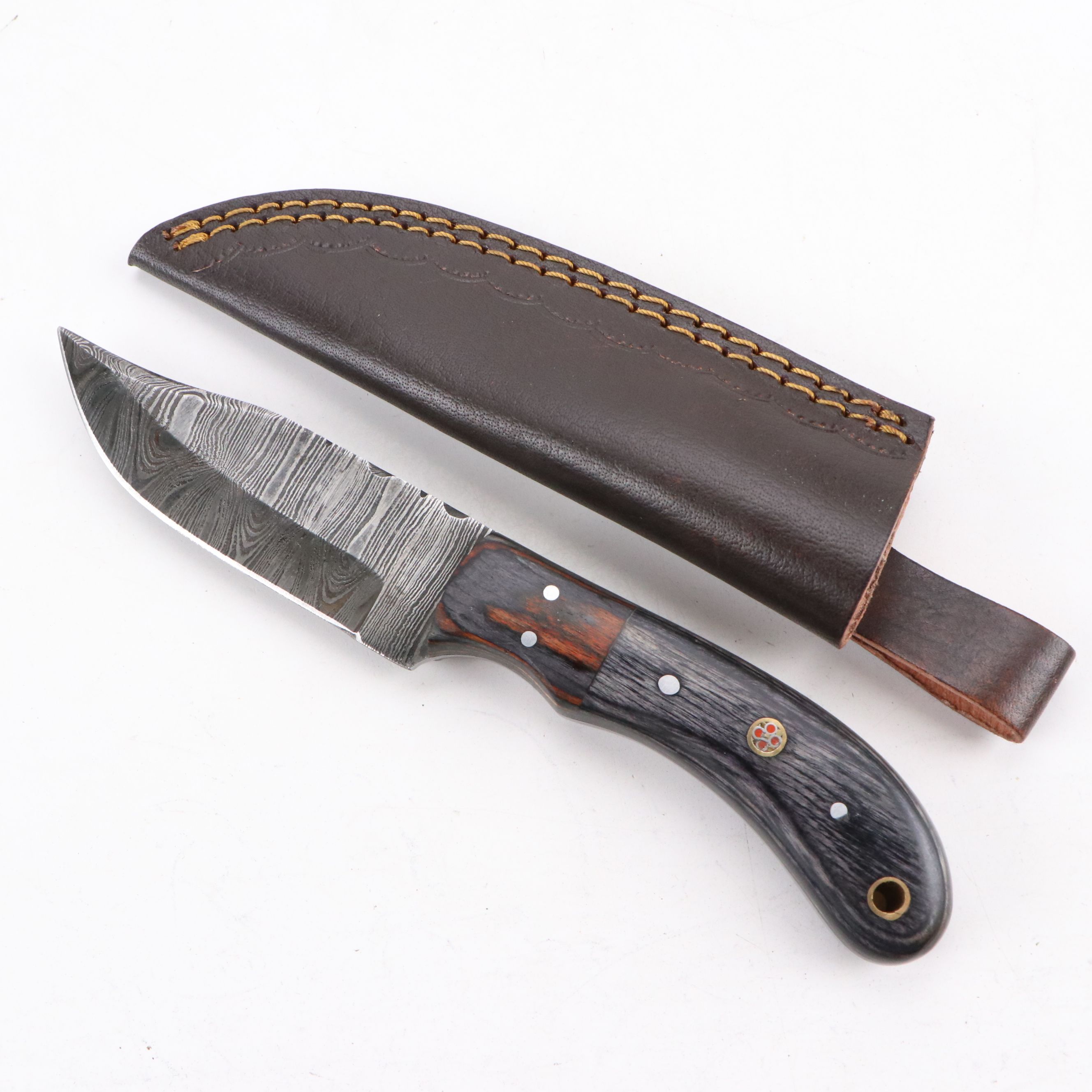 Damascus Steel Fixed Blade Knives with Leather Covers