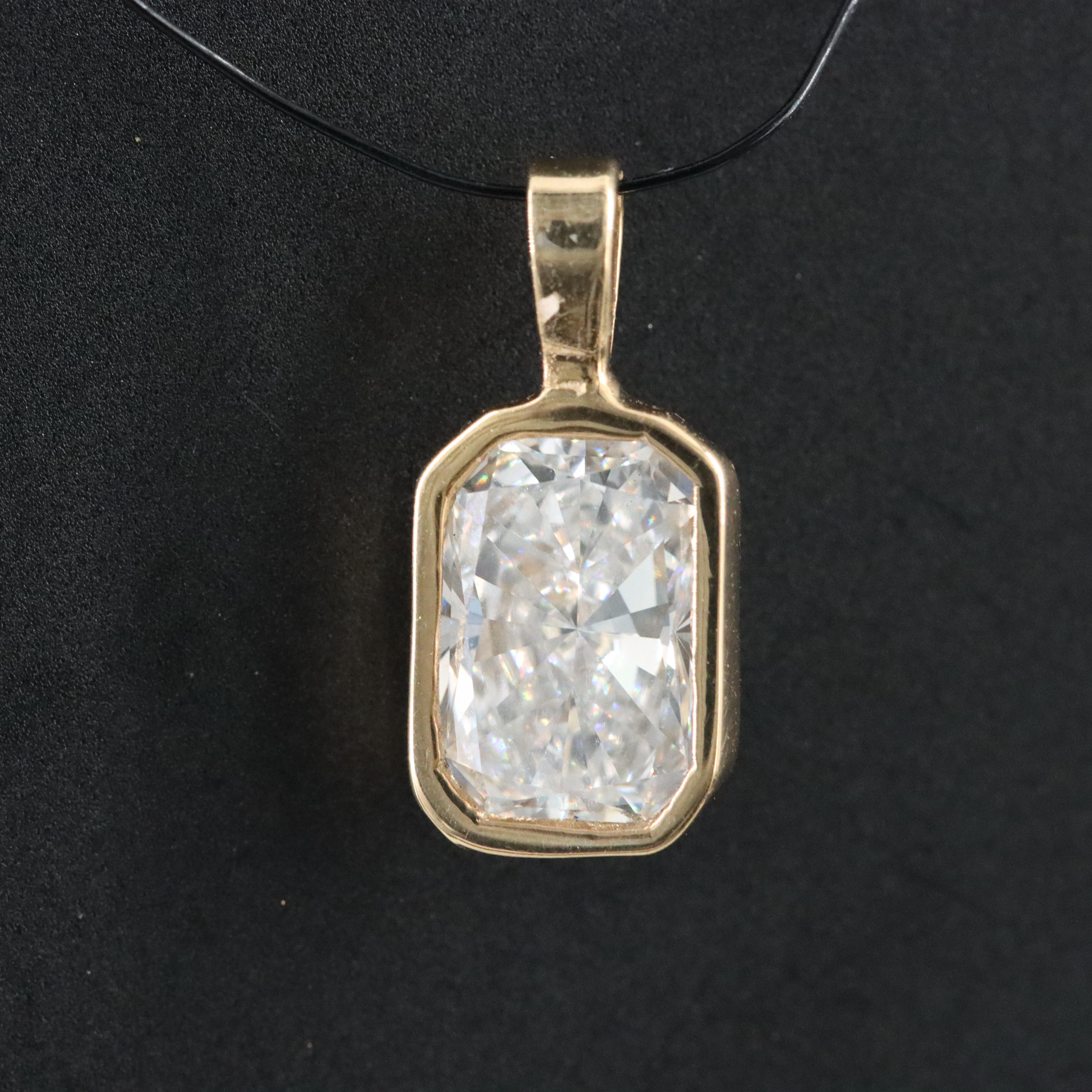 14K 1.03 CT Lab Grown Diamond Pendant