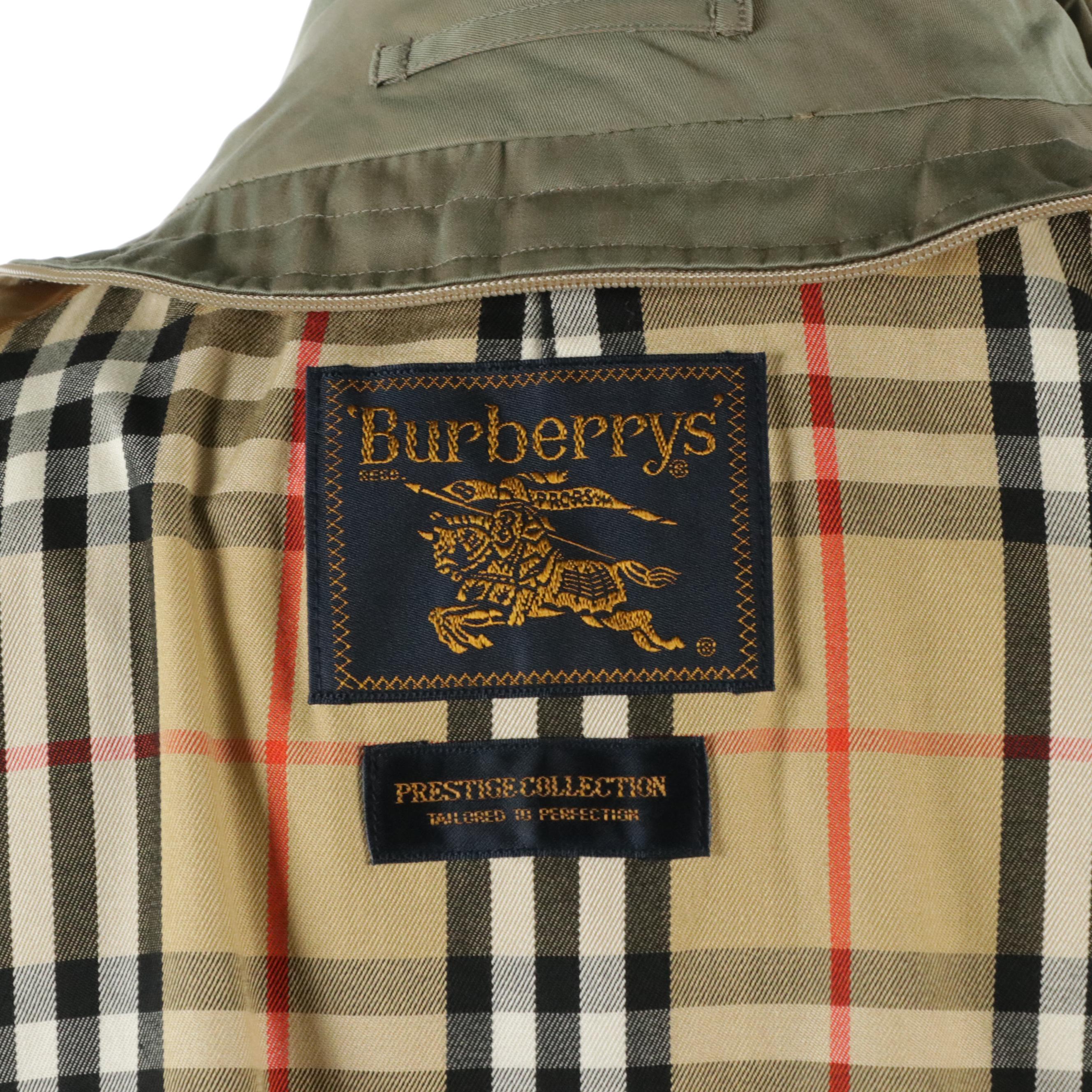Men's Burberrys Trench Coat with Hidden Button Placket and Nova Check Lining