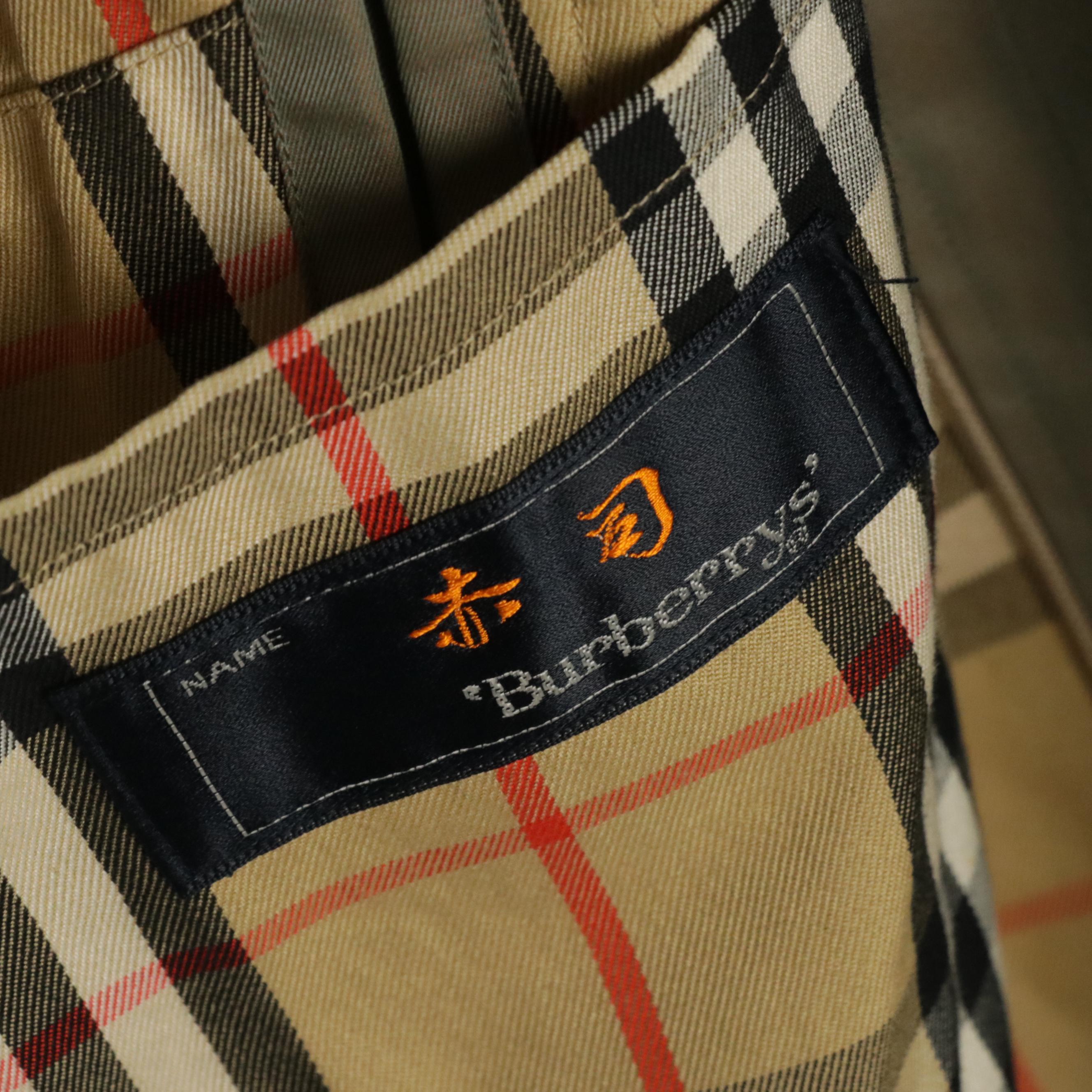 Men's Burberrys Trench Coat with Hidden Button Placket and Nova Check Lining