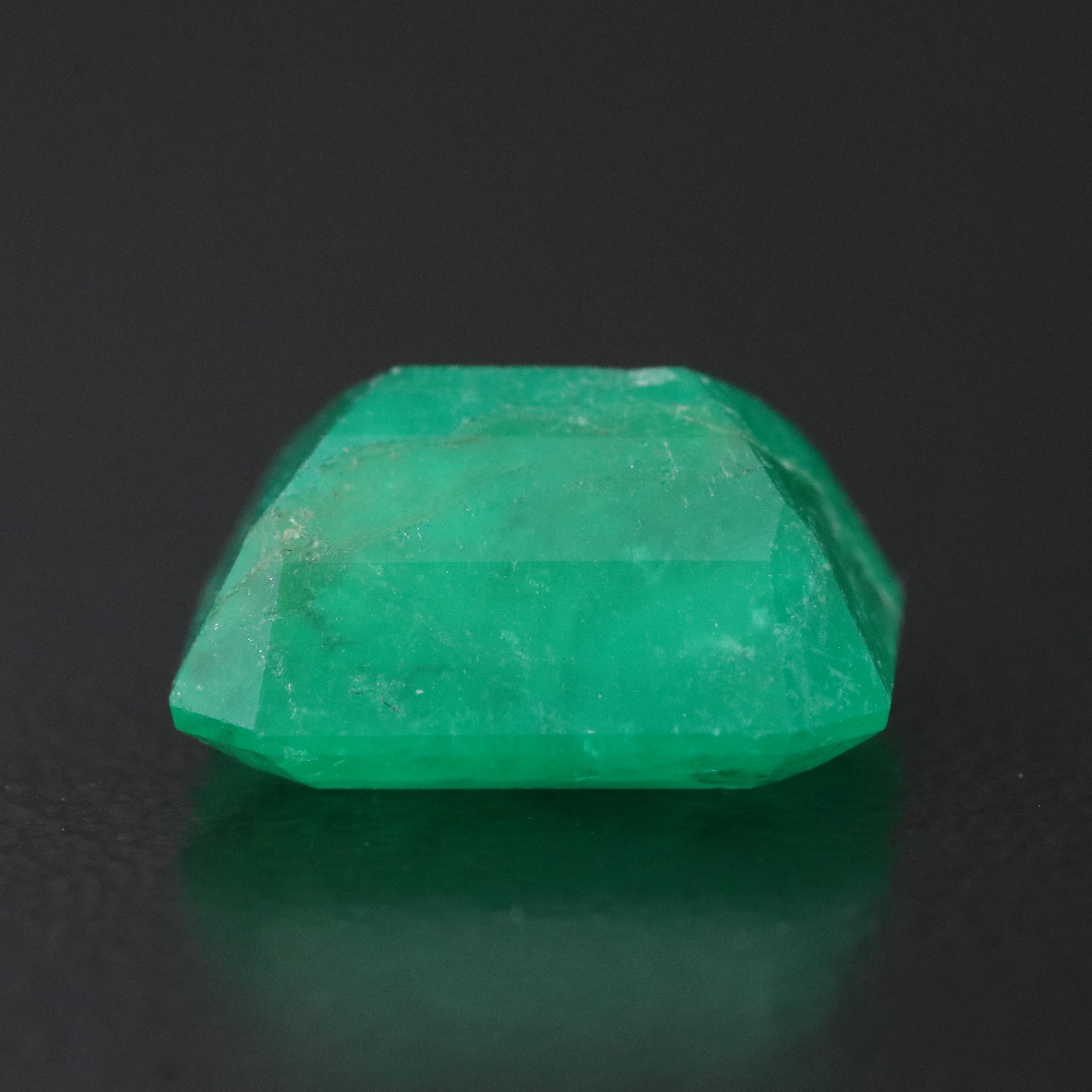 Loose 5.50 CT Emerald