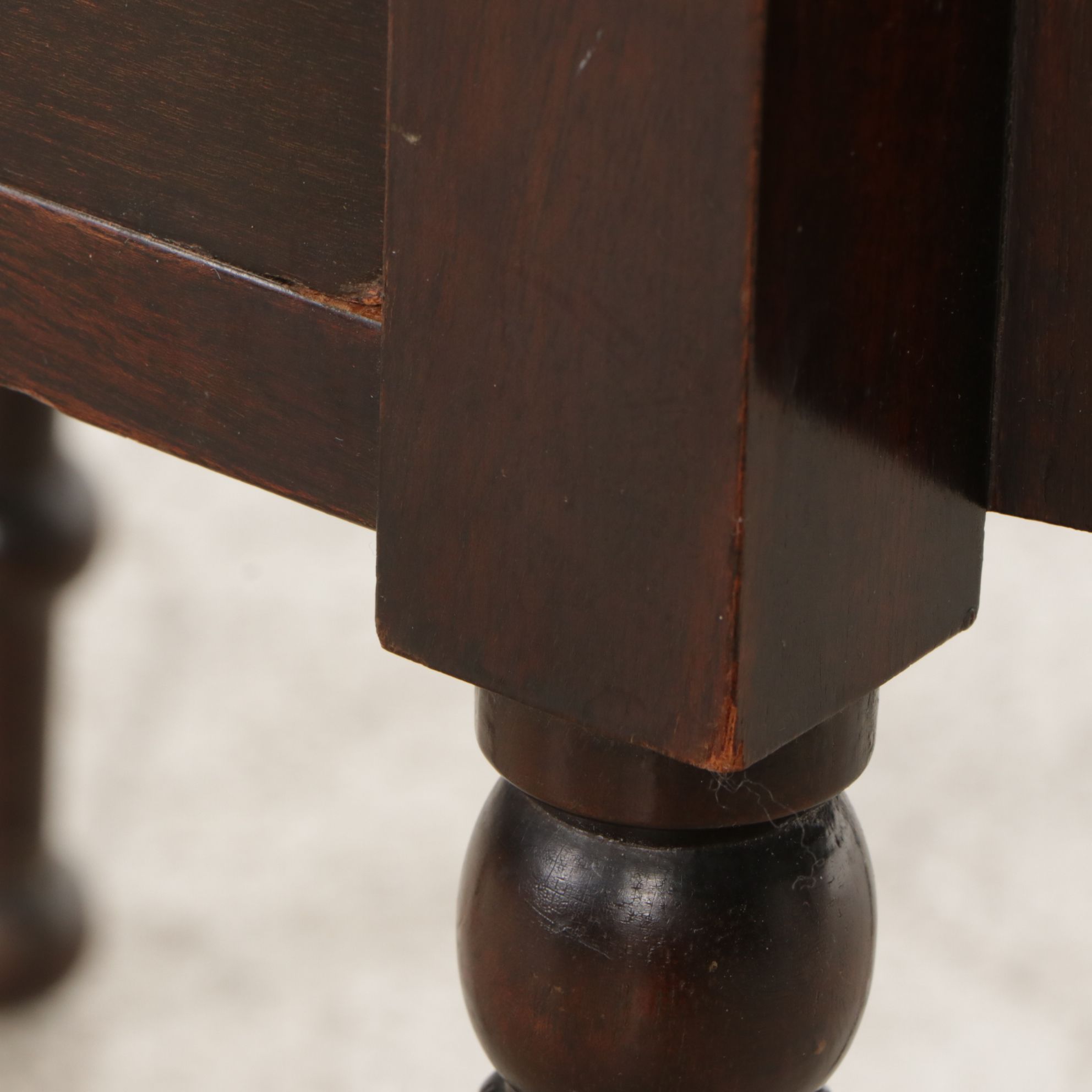 Martha Washington Style Mahogany Sewing Table