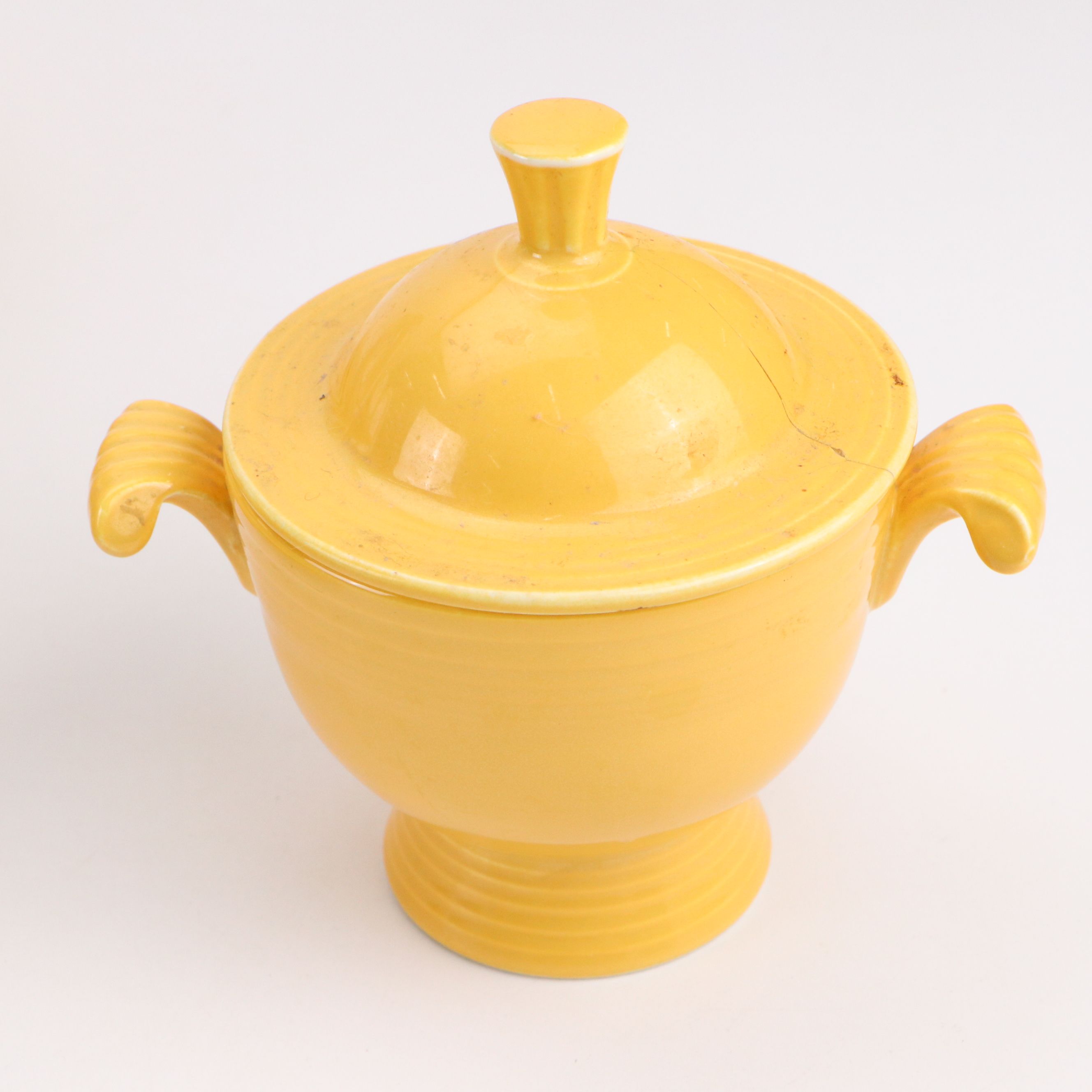 Homer Laughlin Co. "Fiesta" Yellow Ceramic Dinnerware and Serving Pieces