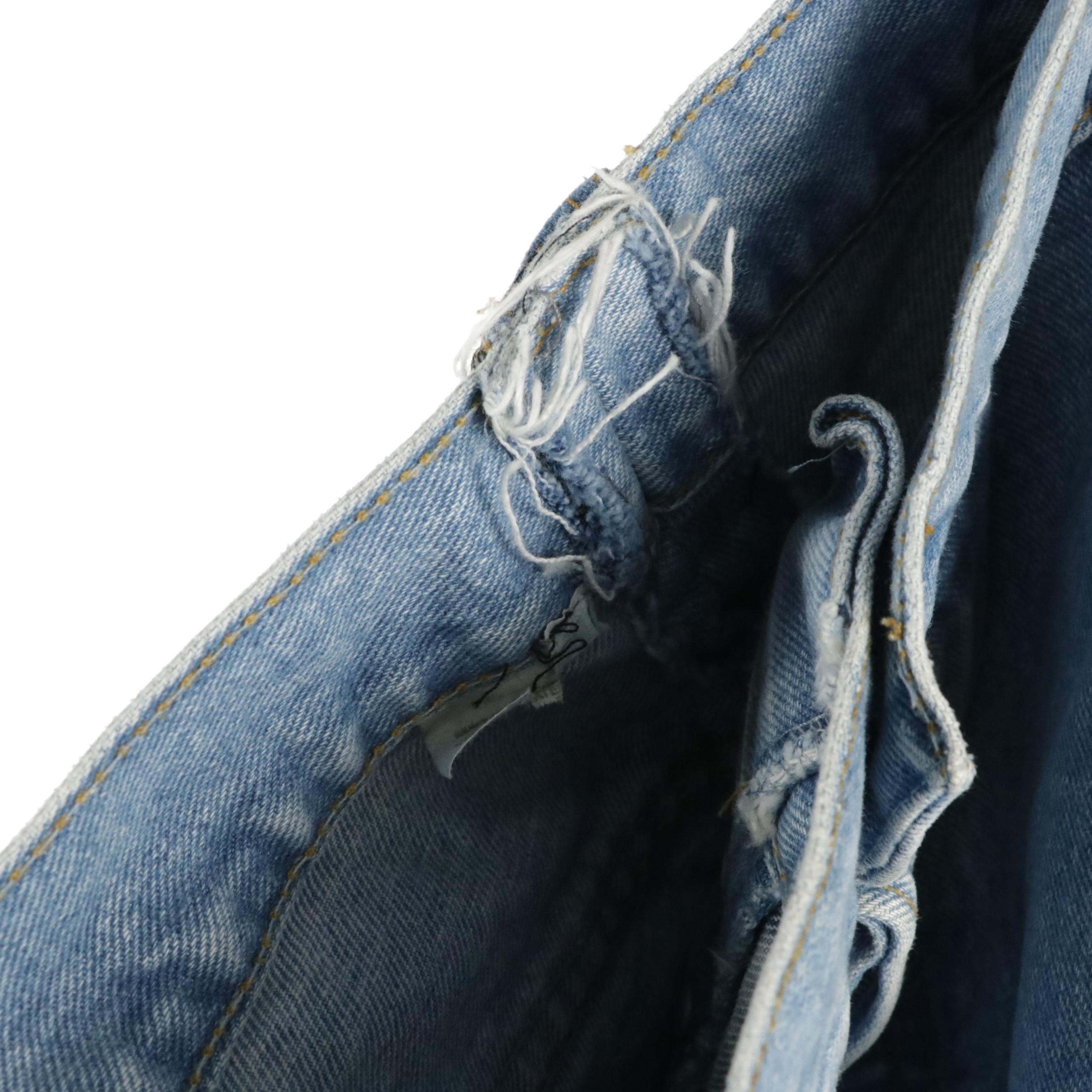 Men's Denim Jeans Featuring Columbia Sportswear, Levi's, and Tommy Jeans