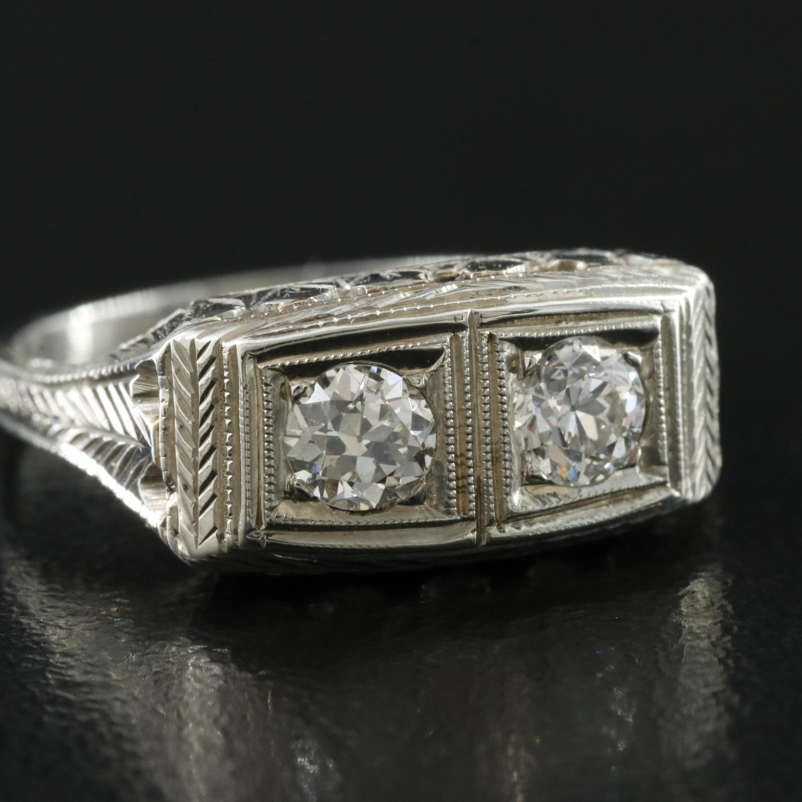 Vintage 18K 0.40 CTW Diamond Ring