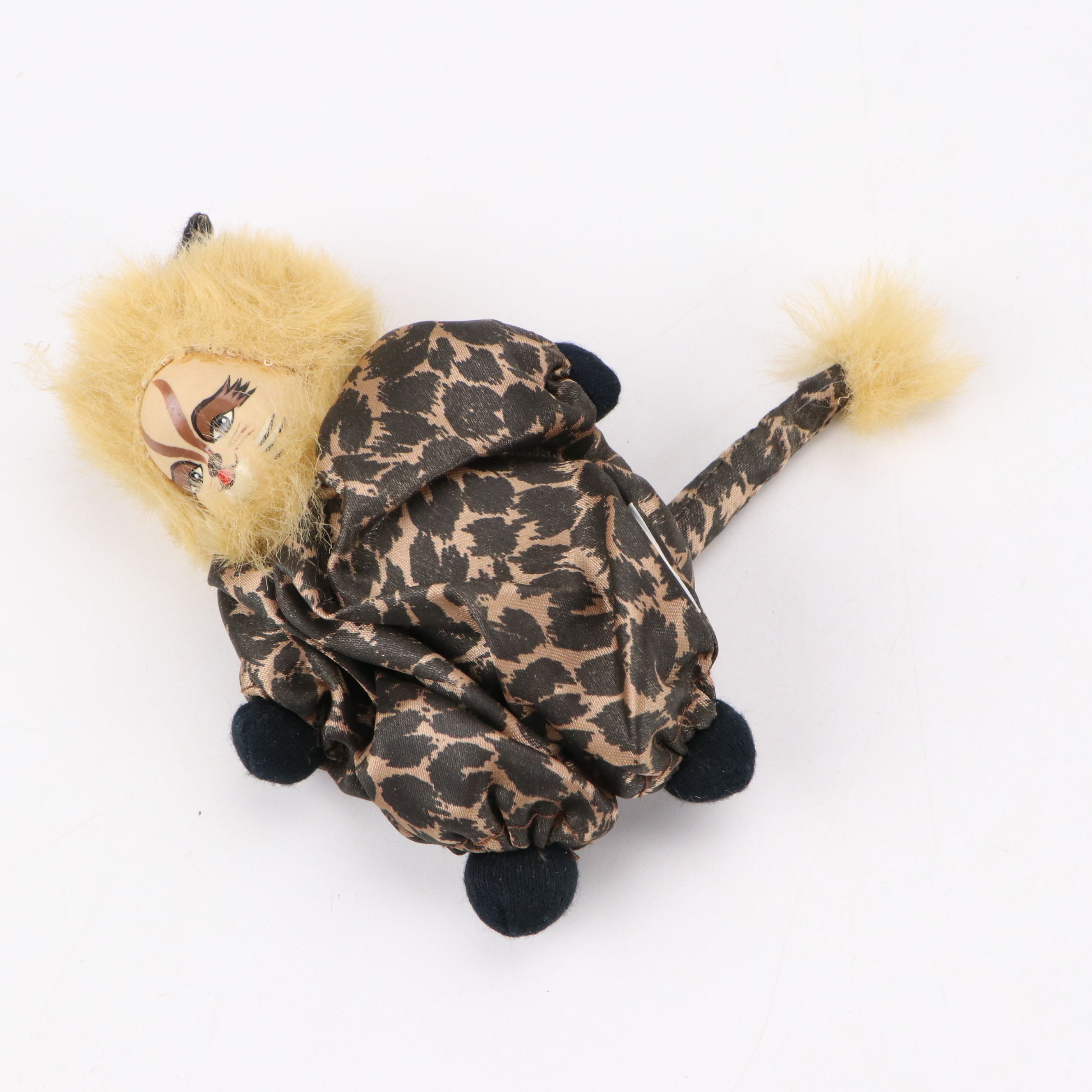 "Pierrot Occur!" Glass Figurine, Carlton Cards Ceramic Mug, and More Clown Décor