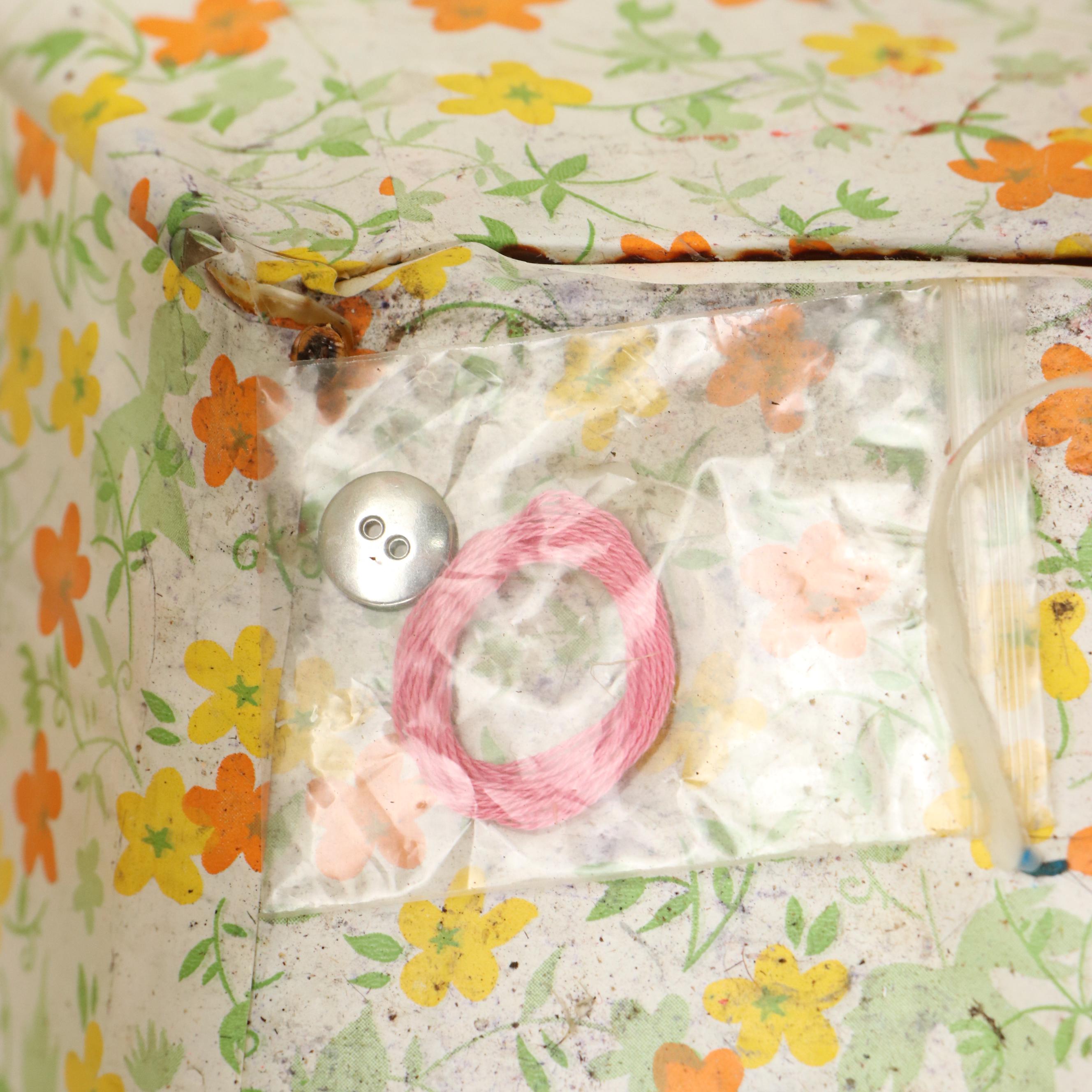 Aladdin Stars and Stripes Dome-Top Lithographed Tin Lunch Box, circa 1970s