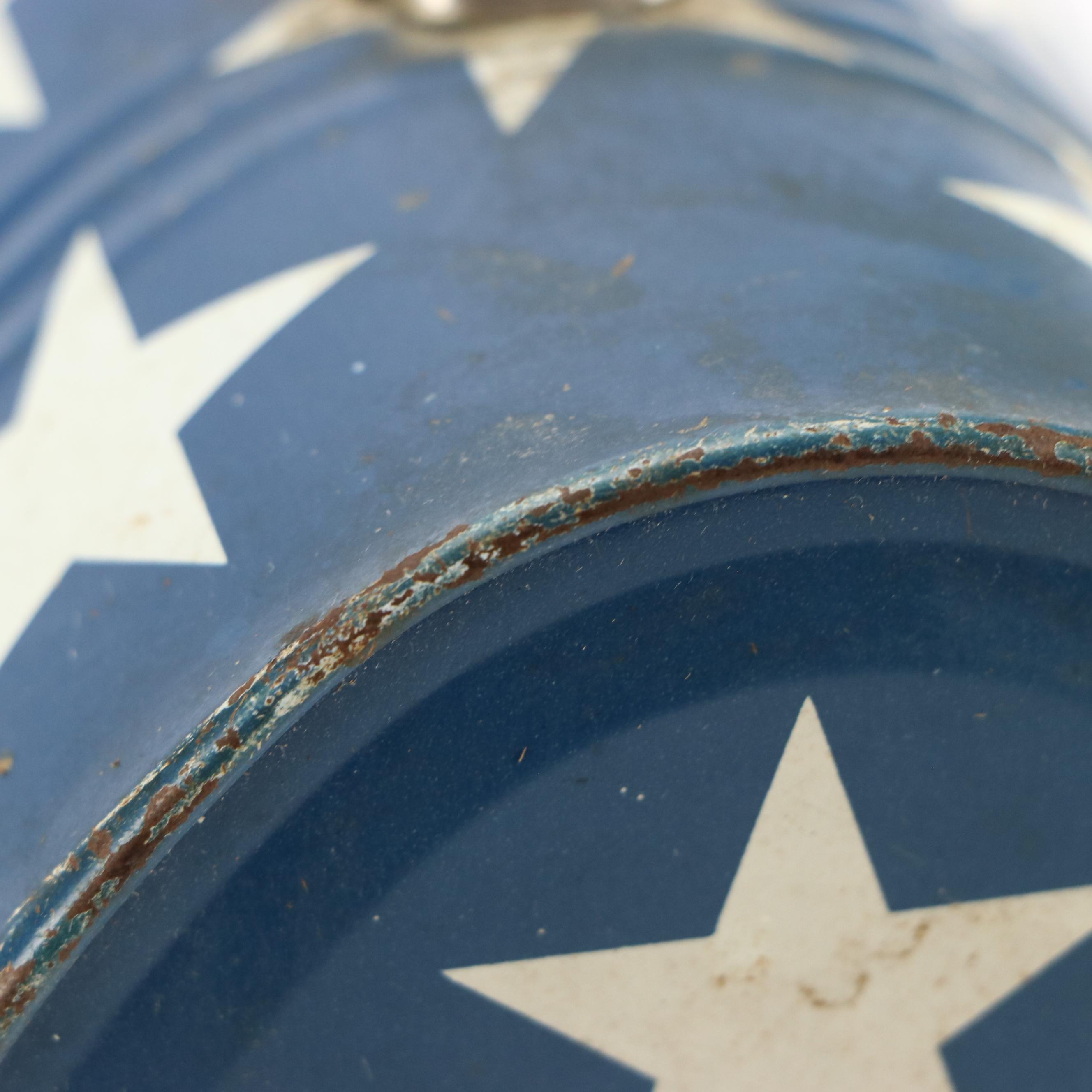 Aladdin Stars and Stripes Dome-Top Lithographed Tin Lunch Box, circa 1970s