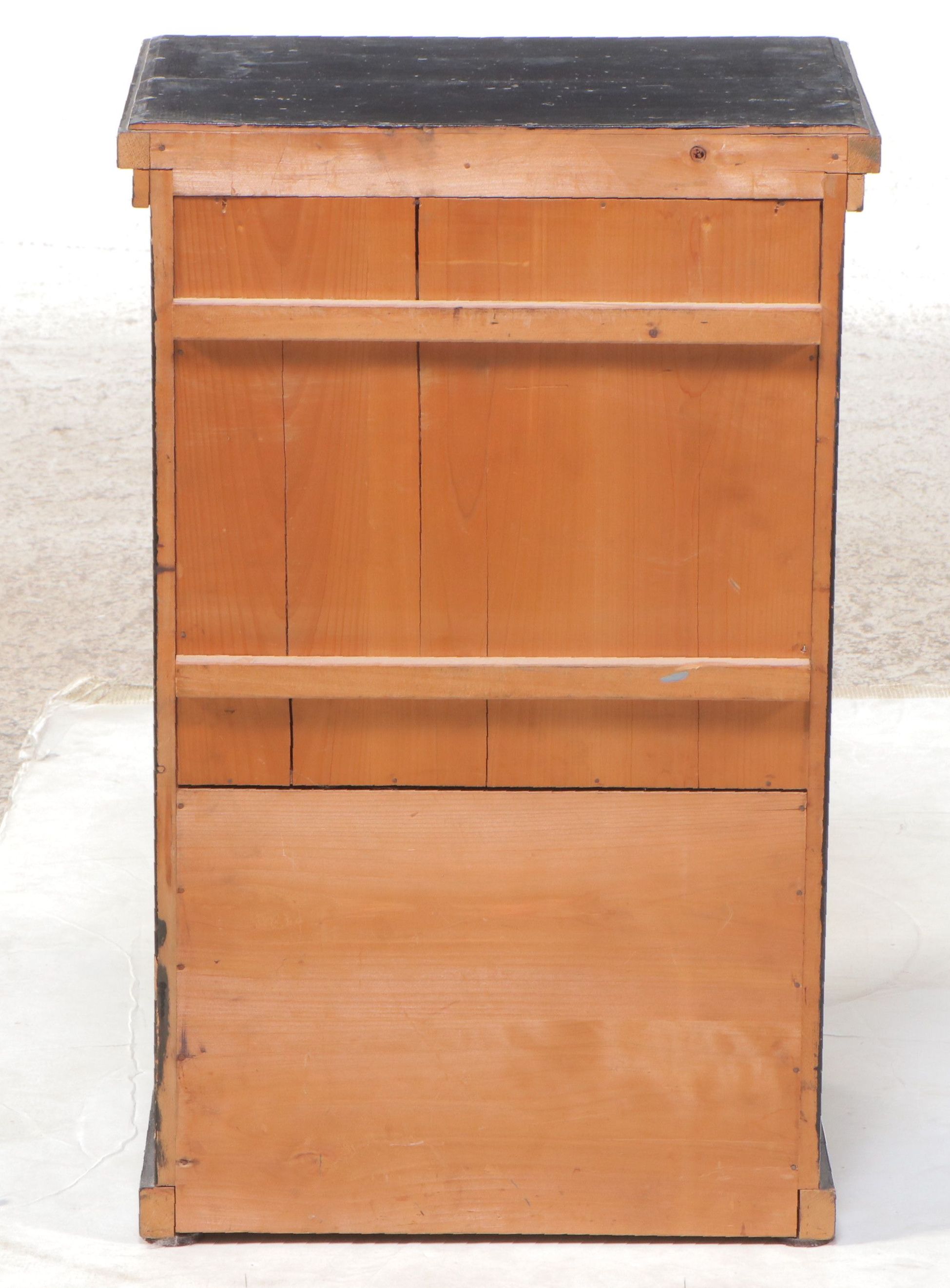 Japanese Lacquerware Traveling Schrine