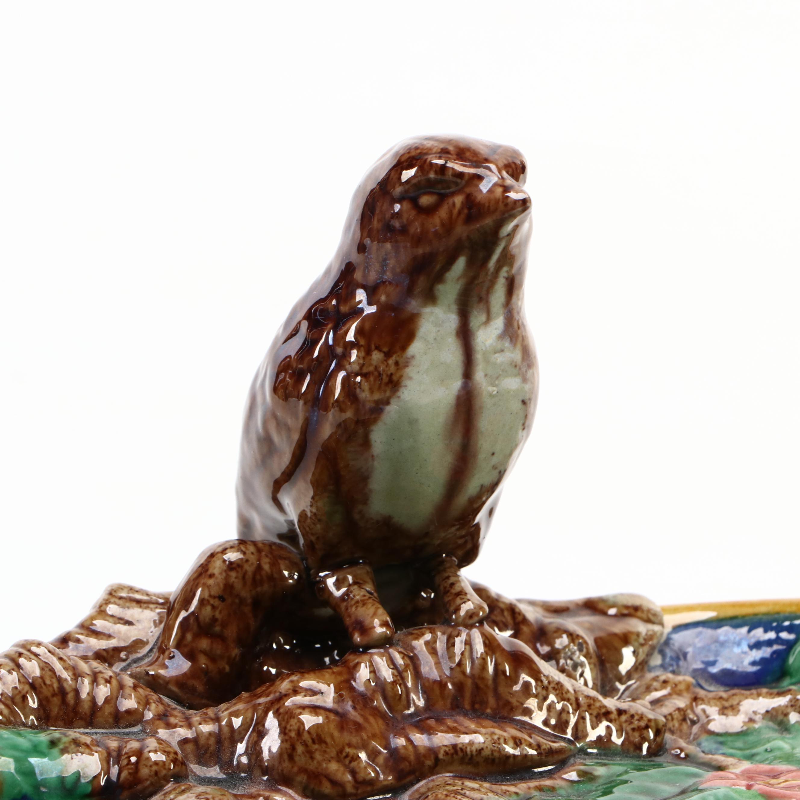 Continental Majolica or Palissy-Style Figural Bird and Leaf Dish