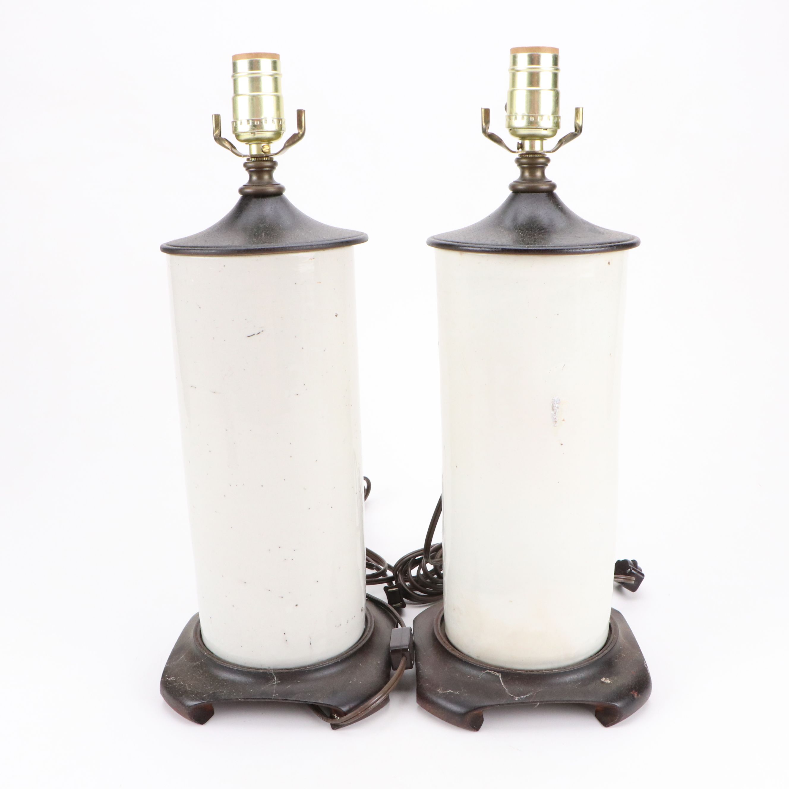 Pair of Chinese Cylindrical Famille Rose Figural Porcelain Table Lamps