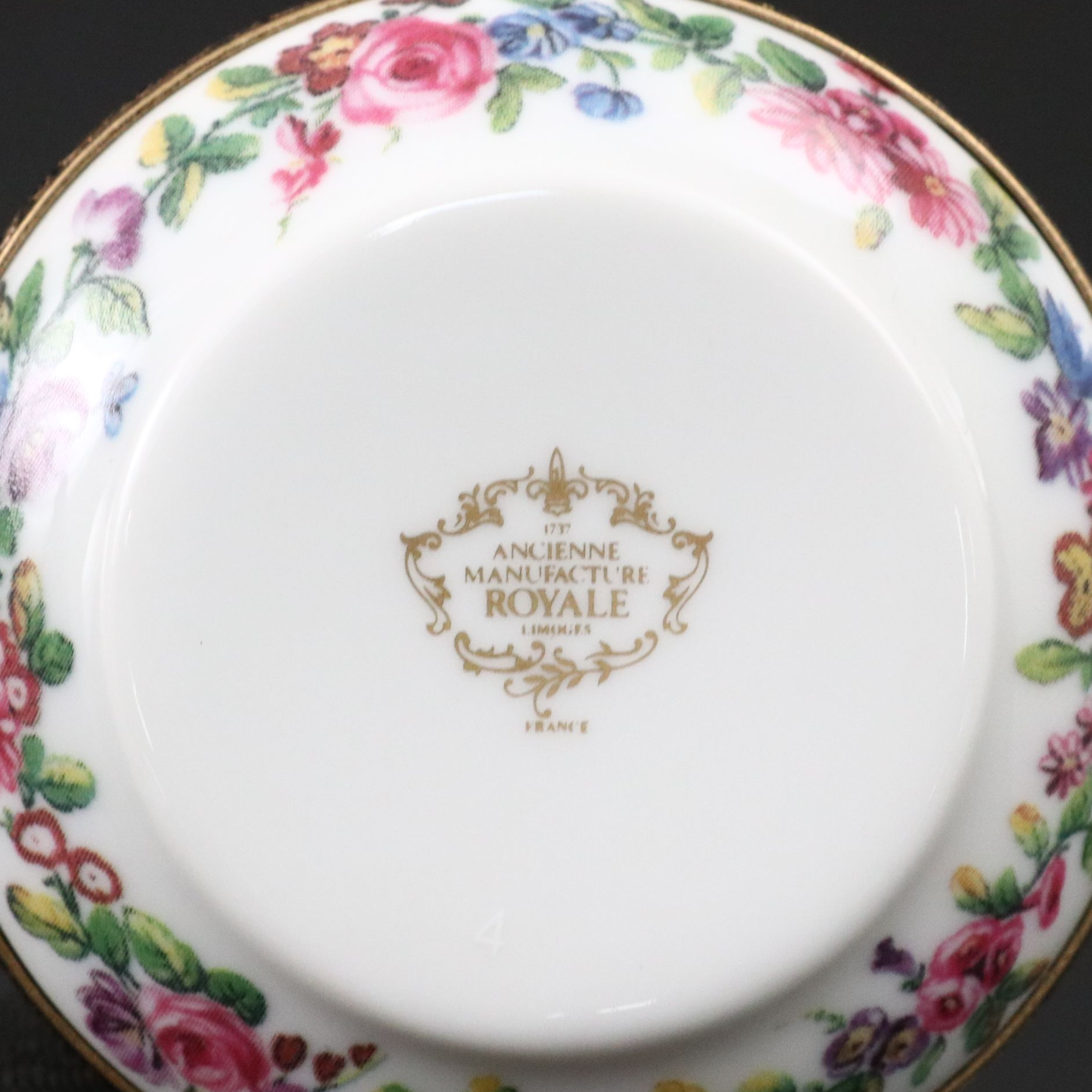 Cherub Form 800 Silver Pin Dish with Floral Porcelain Limoges Box