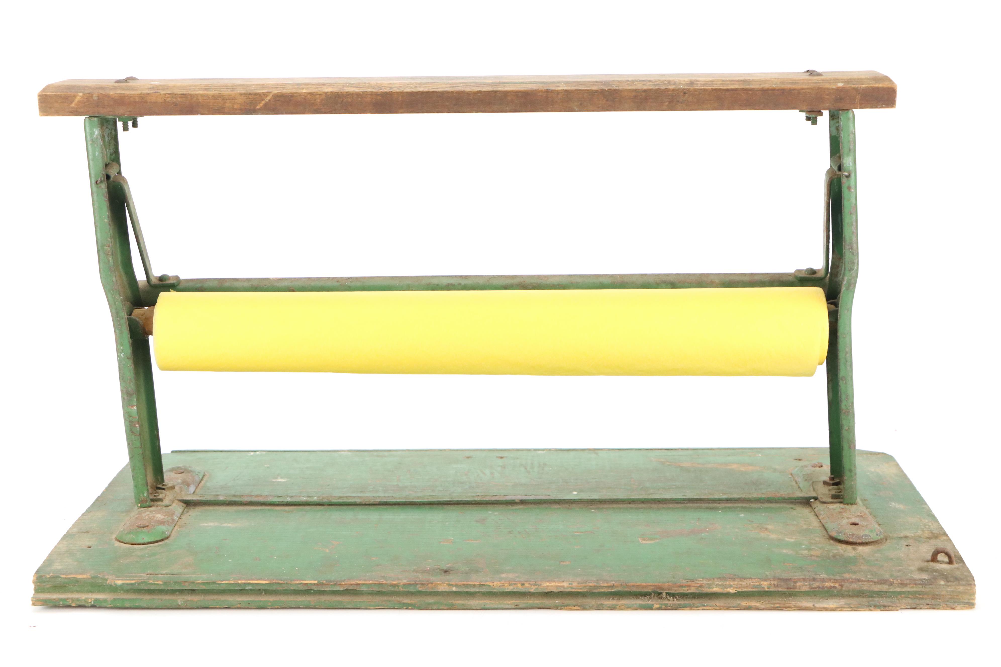 Spicanspan Store Paper Roll Dispenser with Barefoot Boy Candleholders