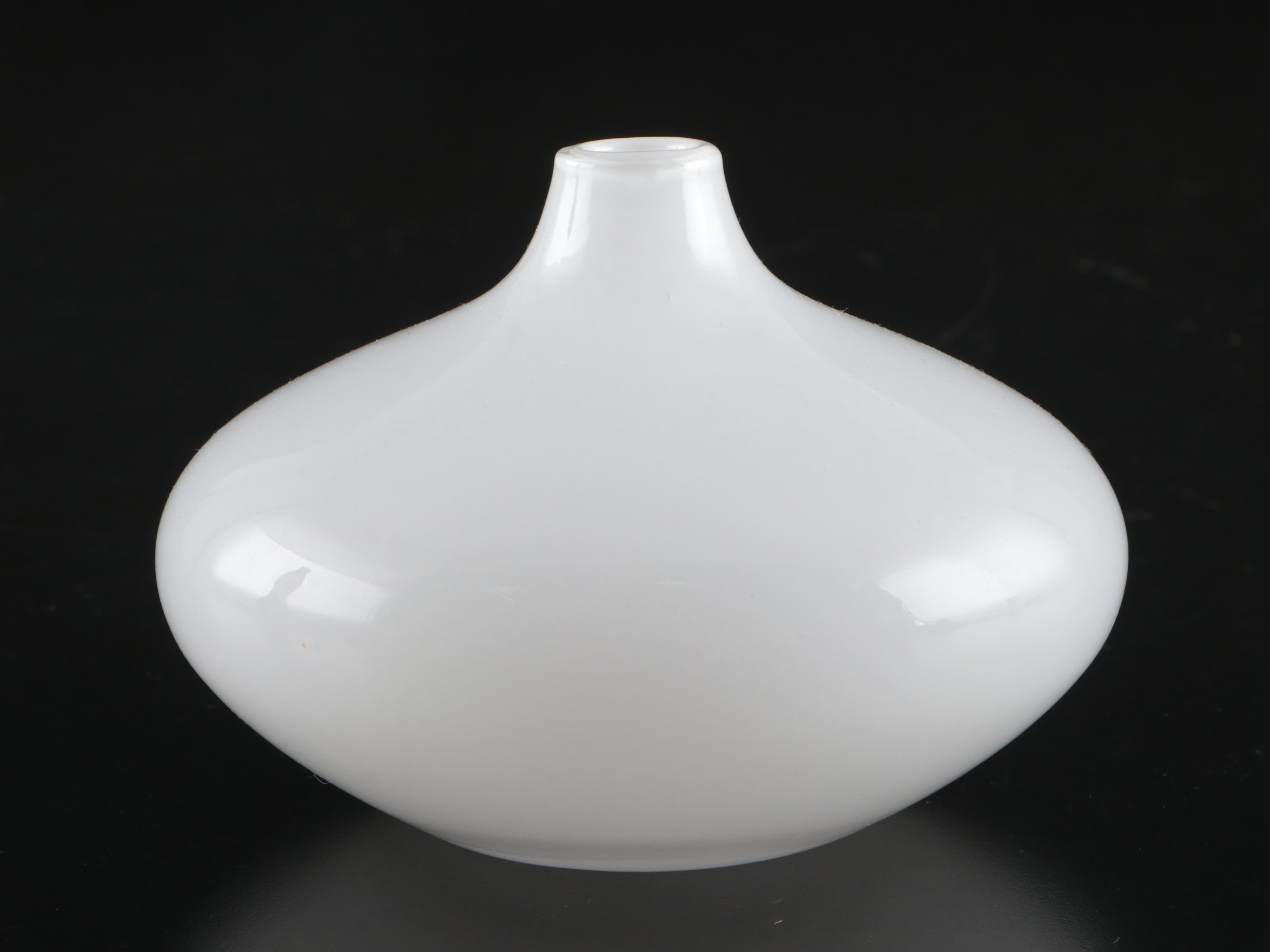 Tozai Home Swirl Glass Gourd Vase with Other MCM Style Glass Vases