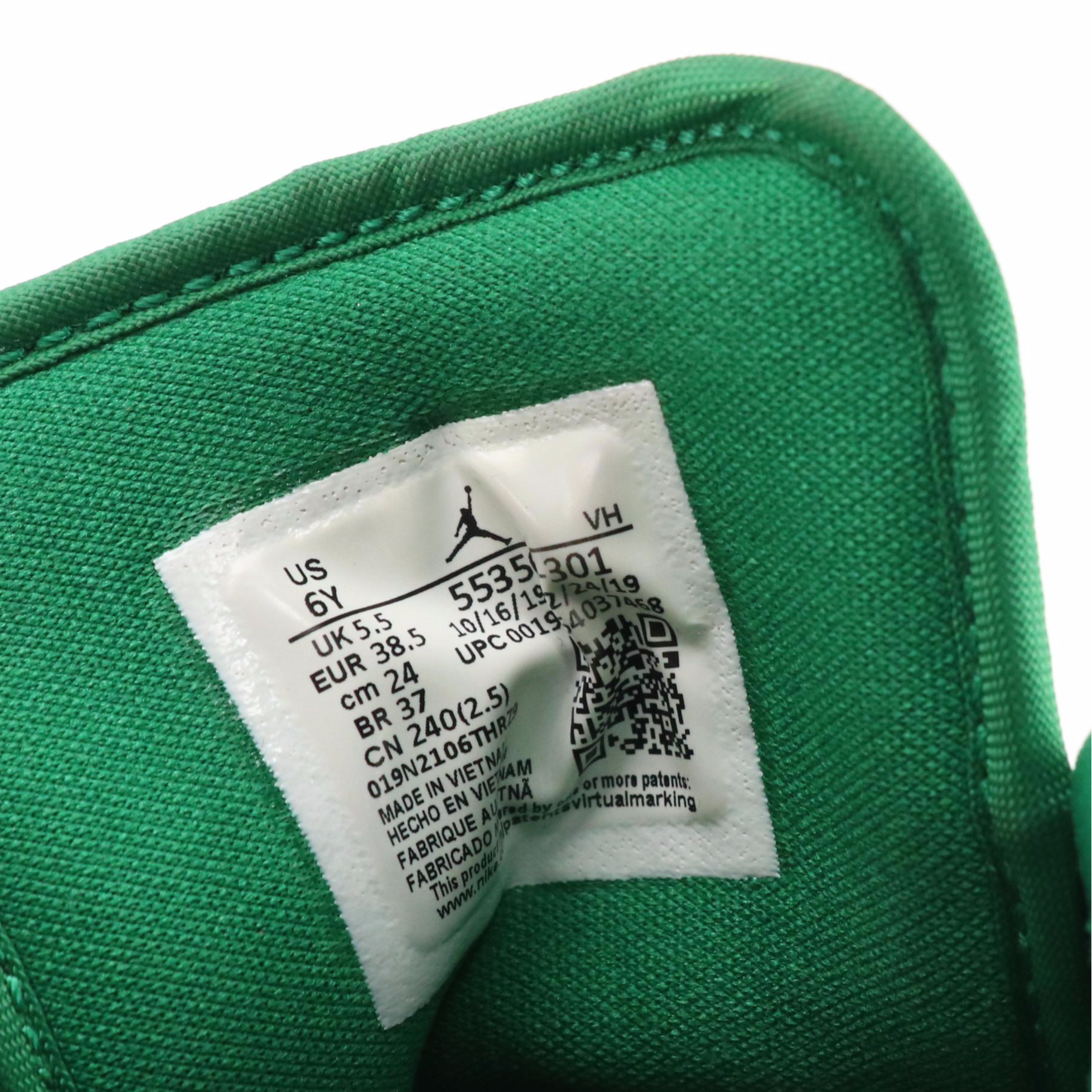 Youth Nike Air Jordan 1 Low Sneakers in "Pine Green" Leather