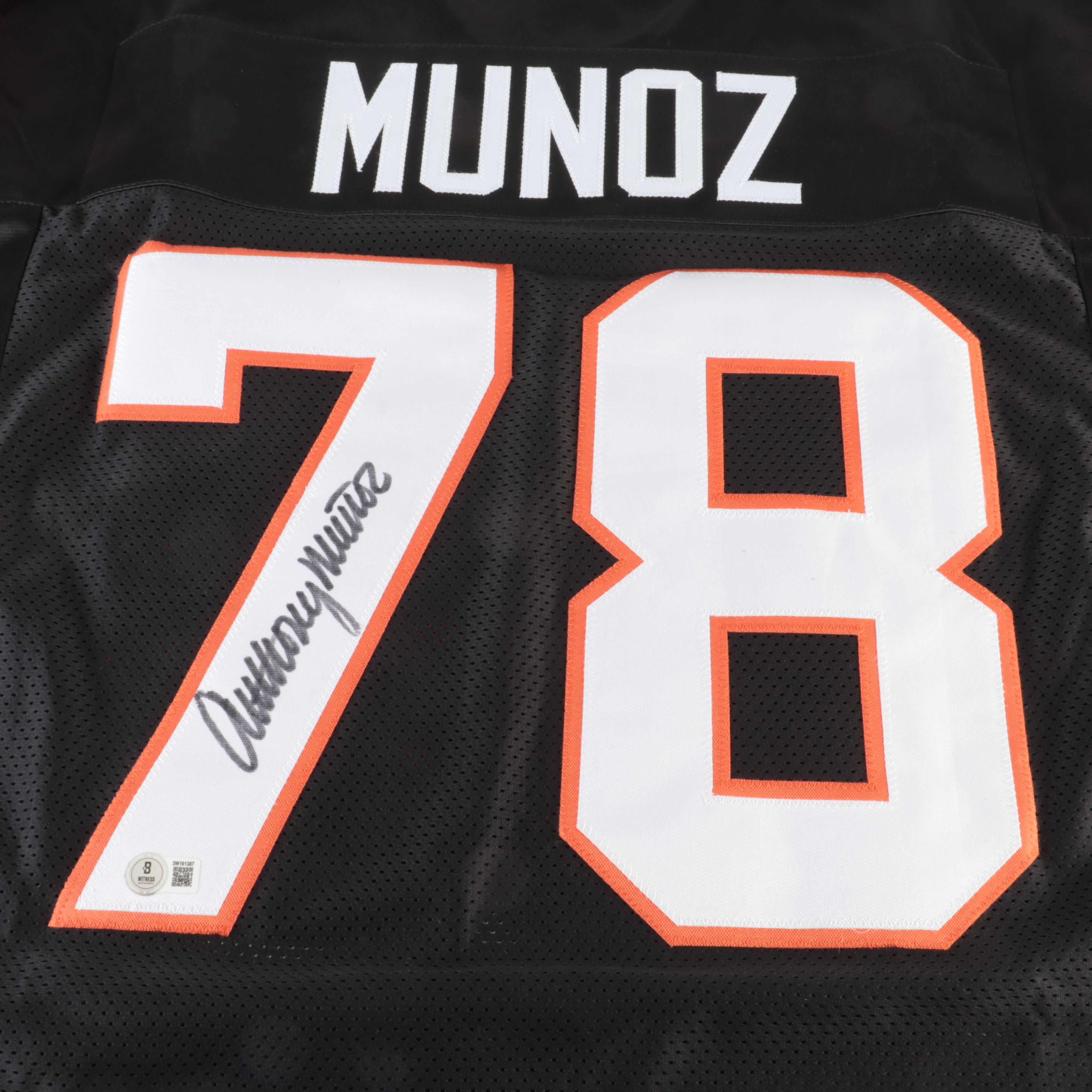 Anthony Muñoz Signed Cincinnati Bengals Football Jersey, Beckett