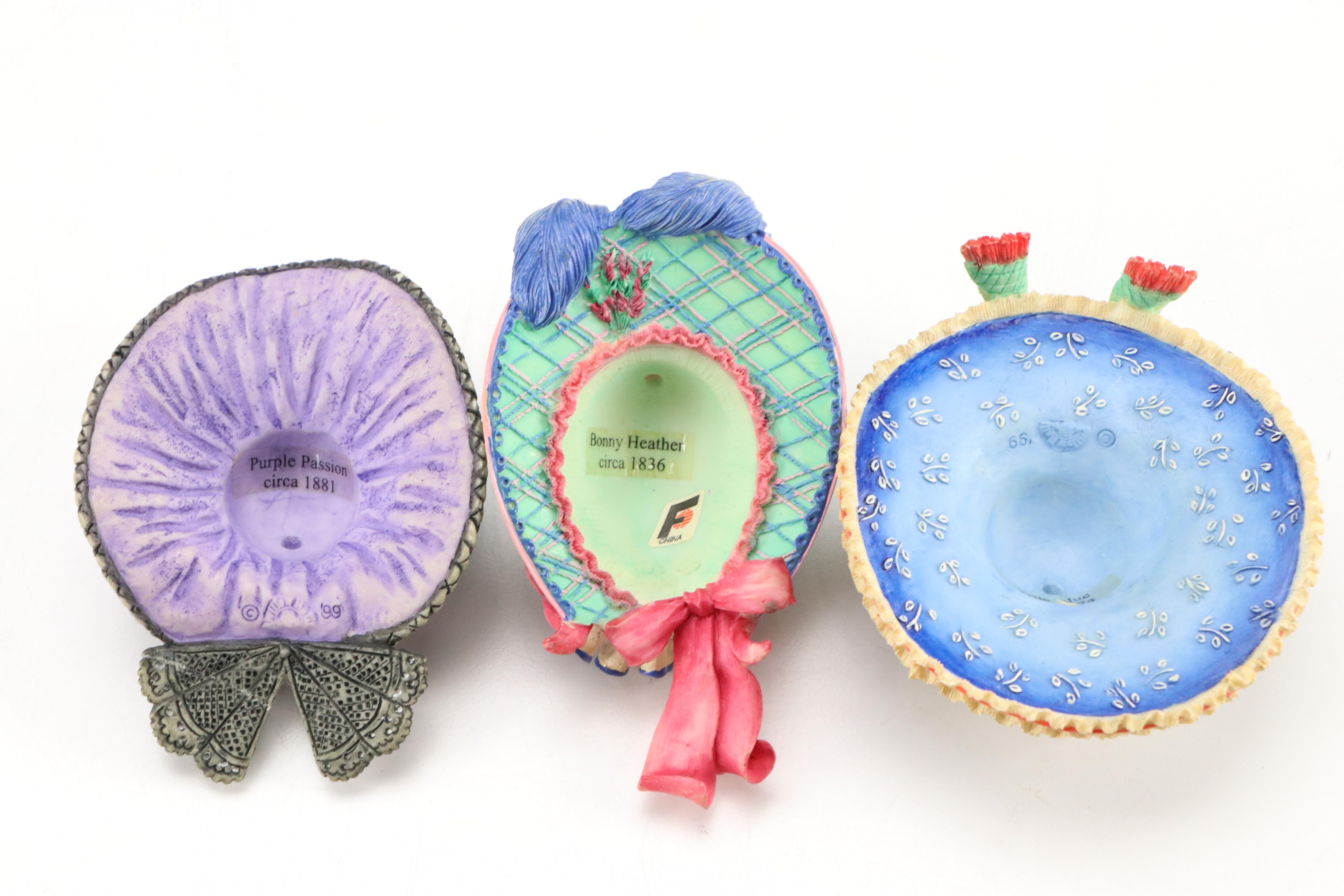 Jim Shore "True Blue", "Bonny Heather" and More Resin Figures in Display Case