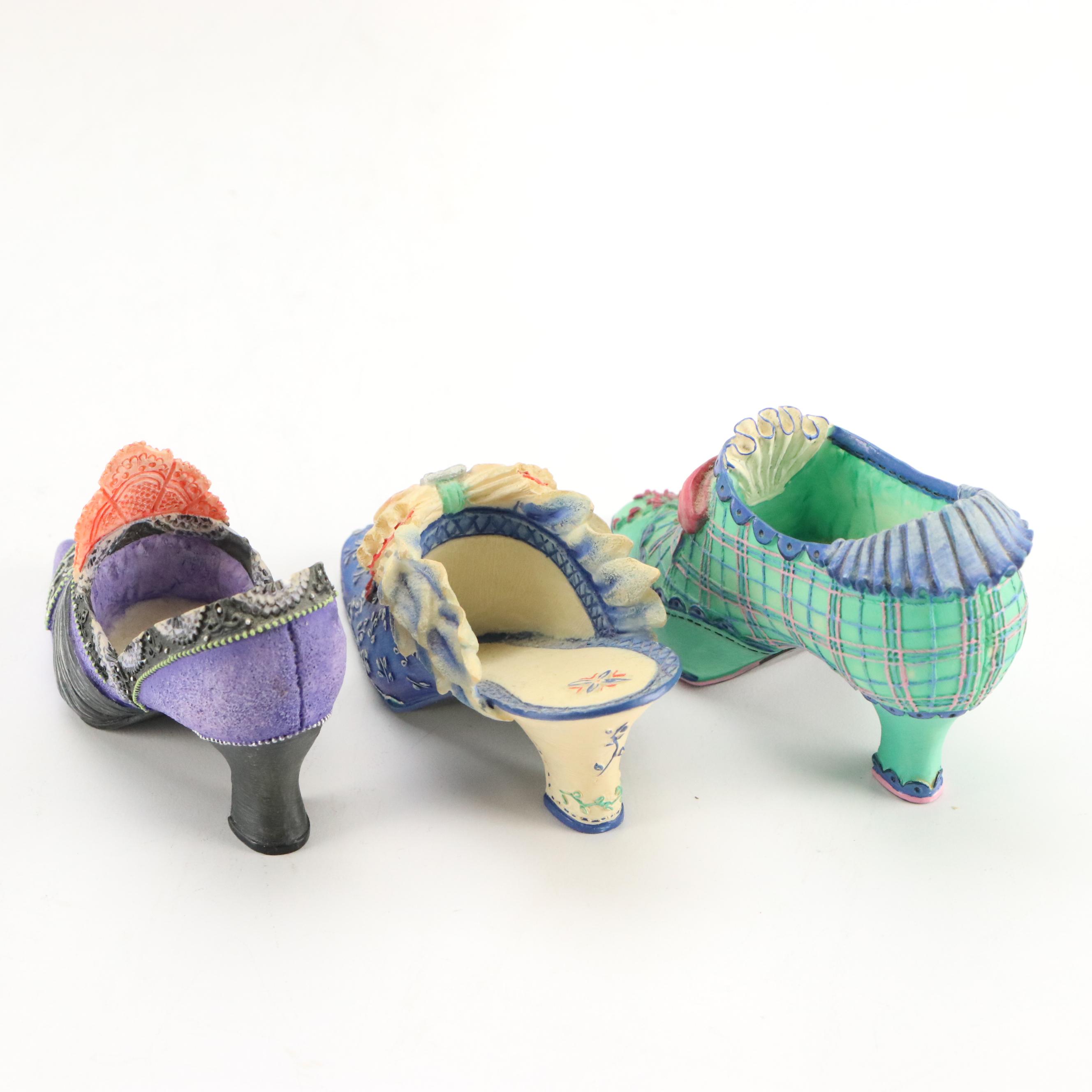 Jim Shore "True Blue", "Bonny Heather" and More Resin Figures in Display Case