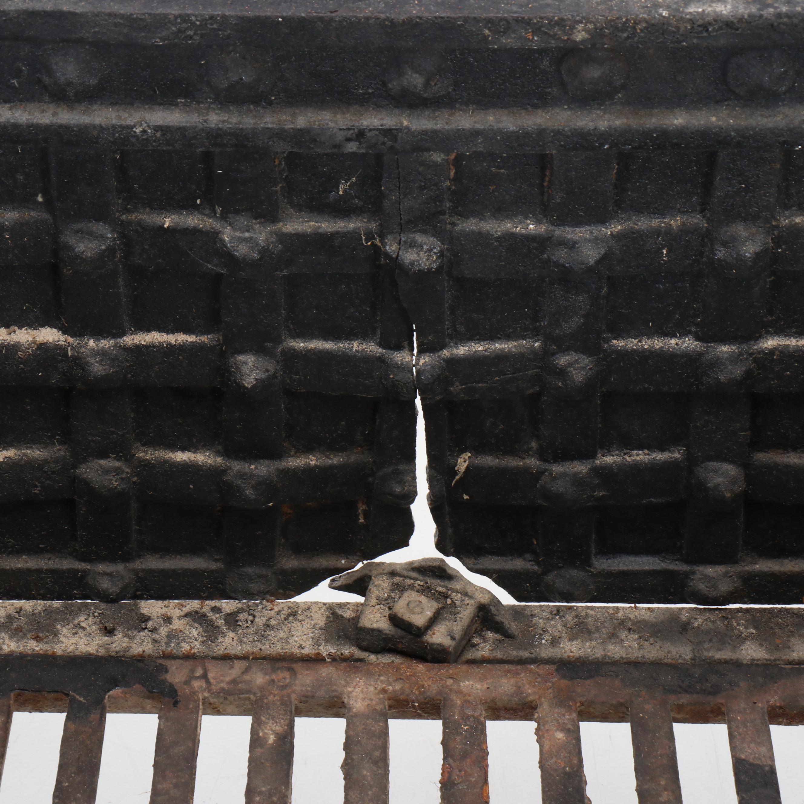 Wheeled Cast Iron Fireplace Grate