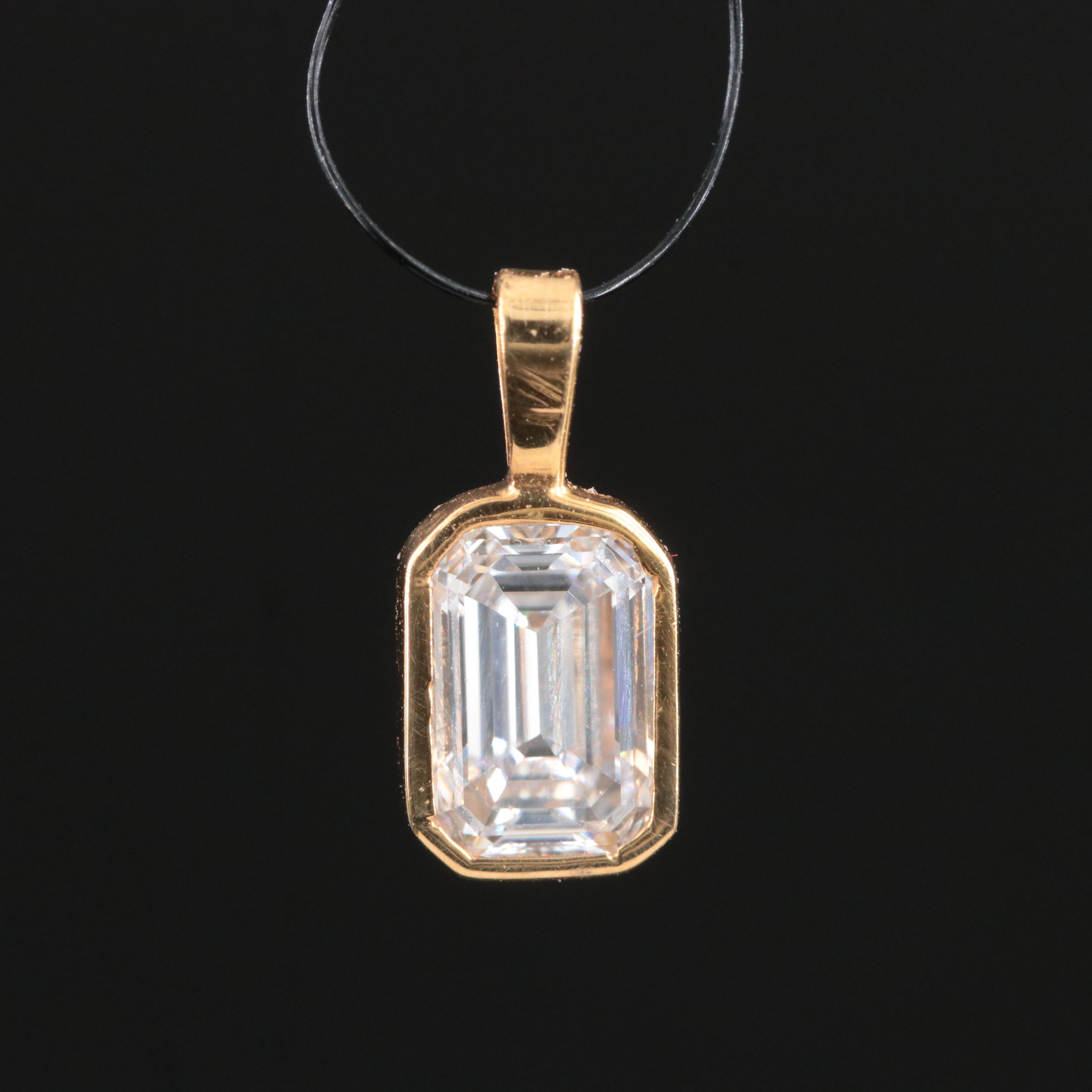 18K 0.91 CT Lab Grown Diamond Pendant