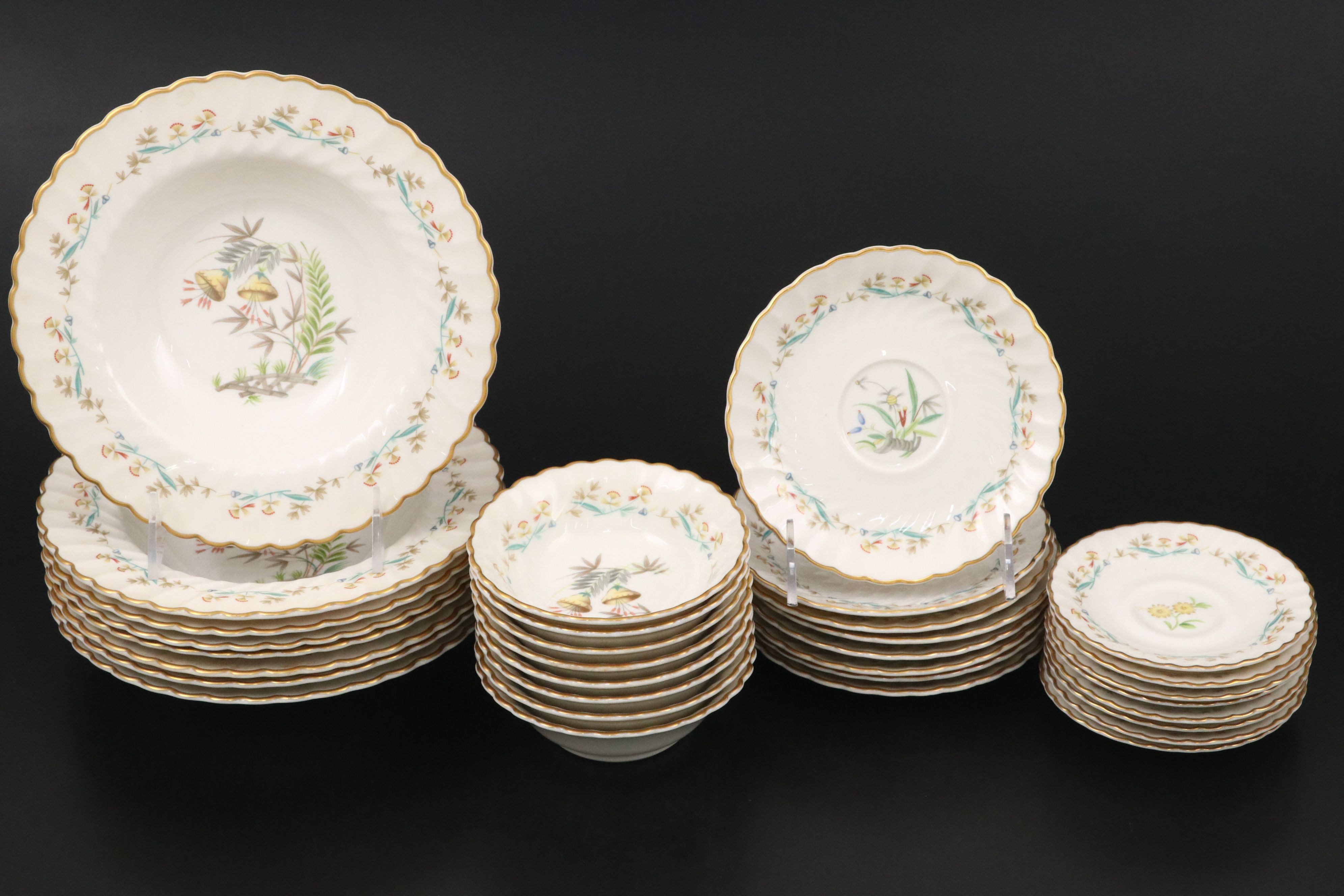 Syracuse "Temple Bells" Porcelain Dinnerware, 1962–1966
