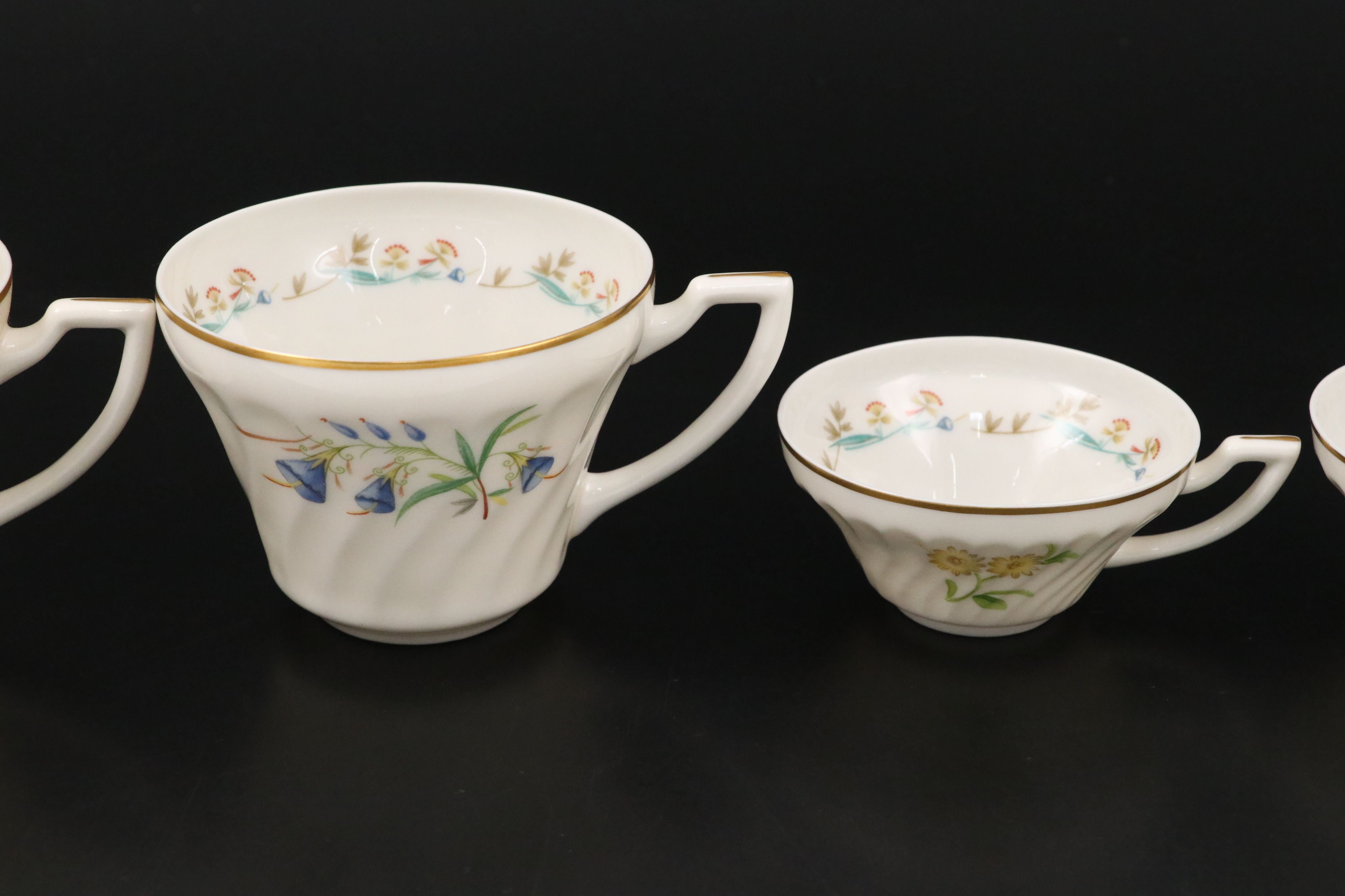 Syracuse "Temple Bells" Porcelain Dinnerware, 1962–1966