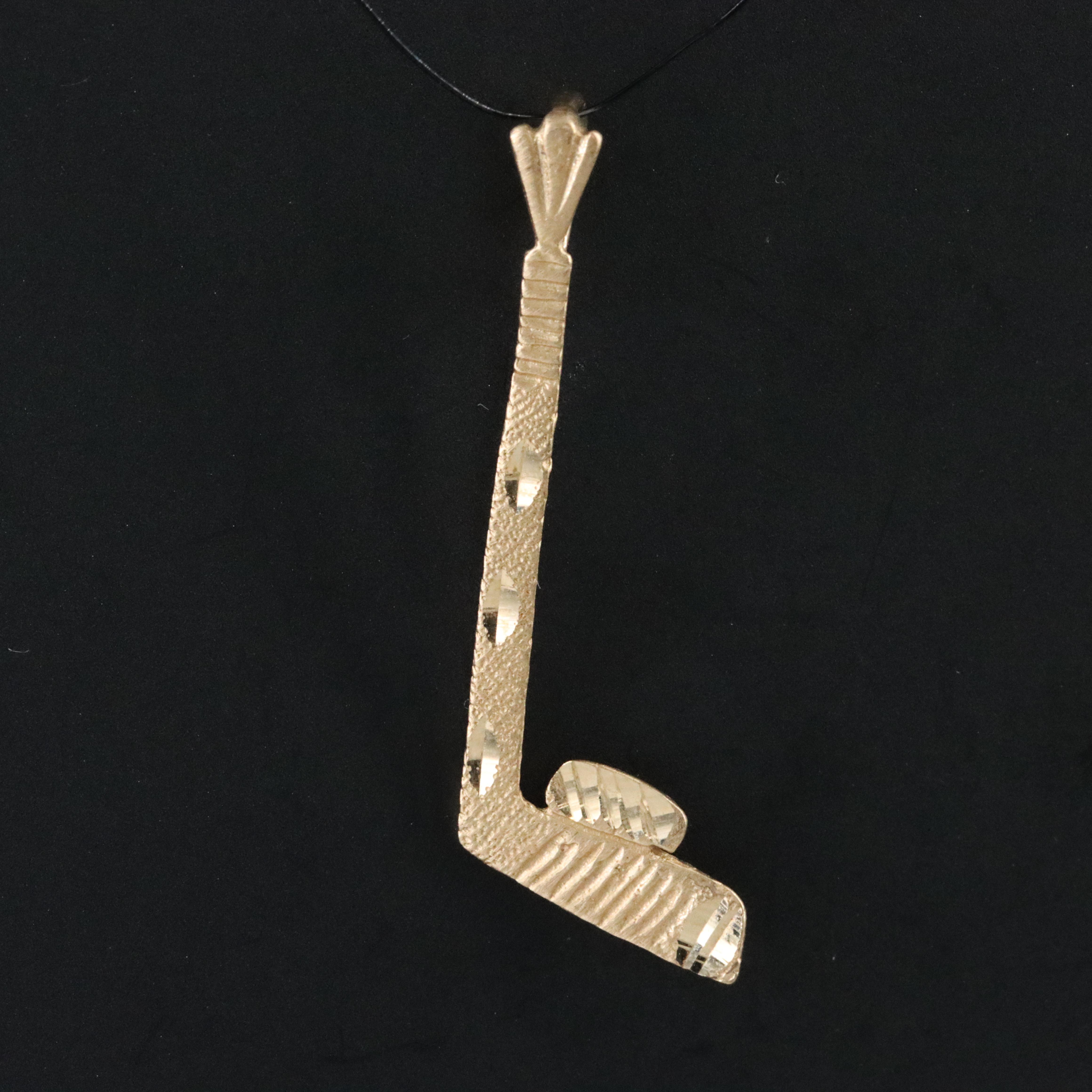 14K Hockey Stick and Puck Pendant