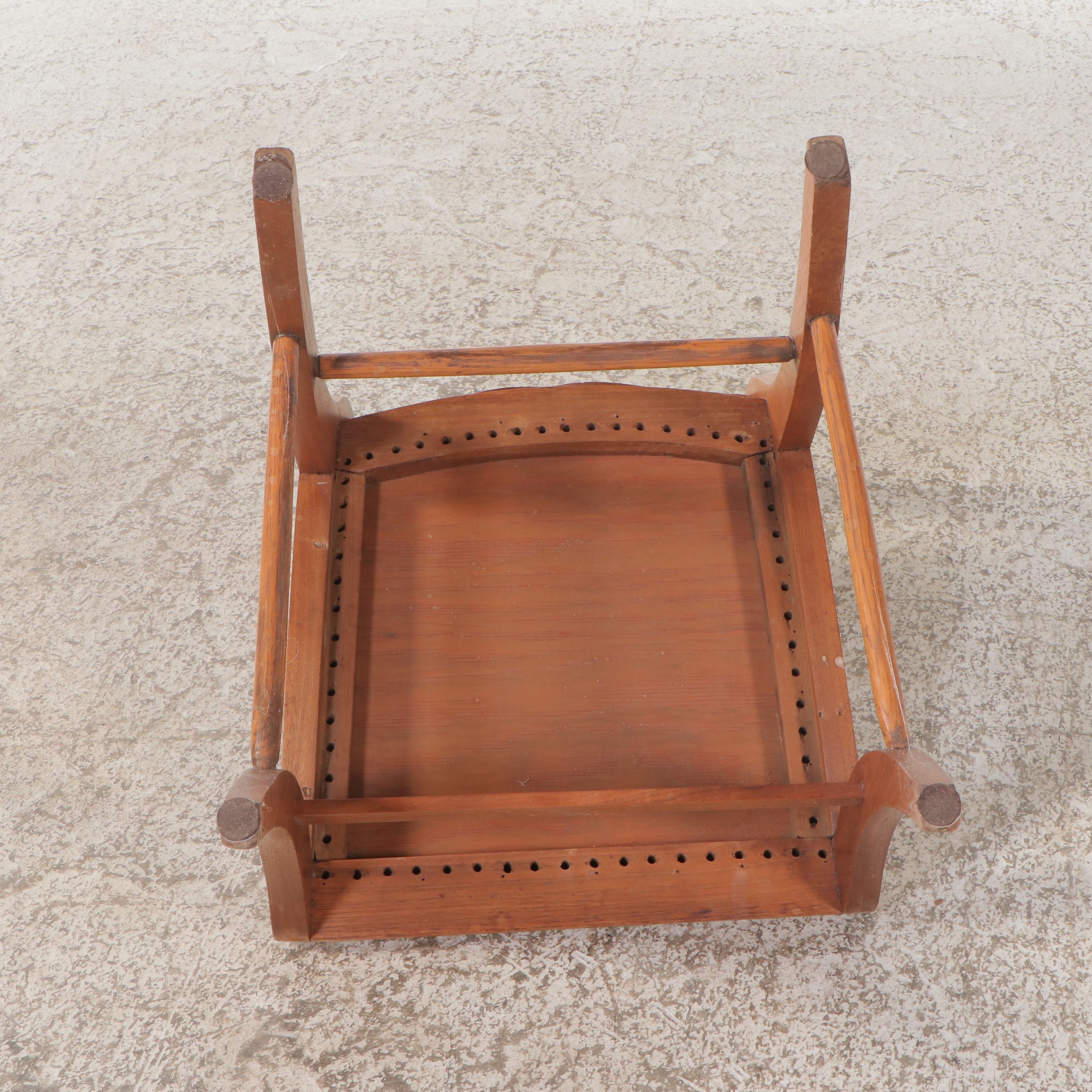 Pair of Mahogany Saber-Leg Side Chairs, Early to Mid-20th Century
