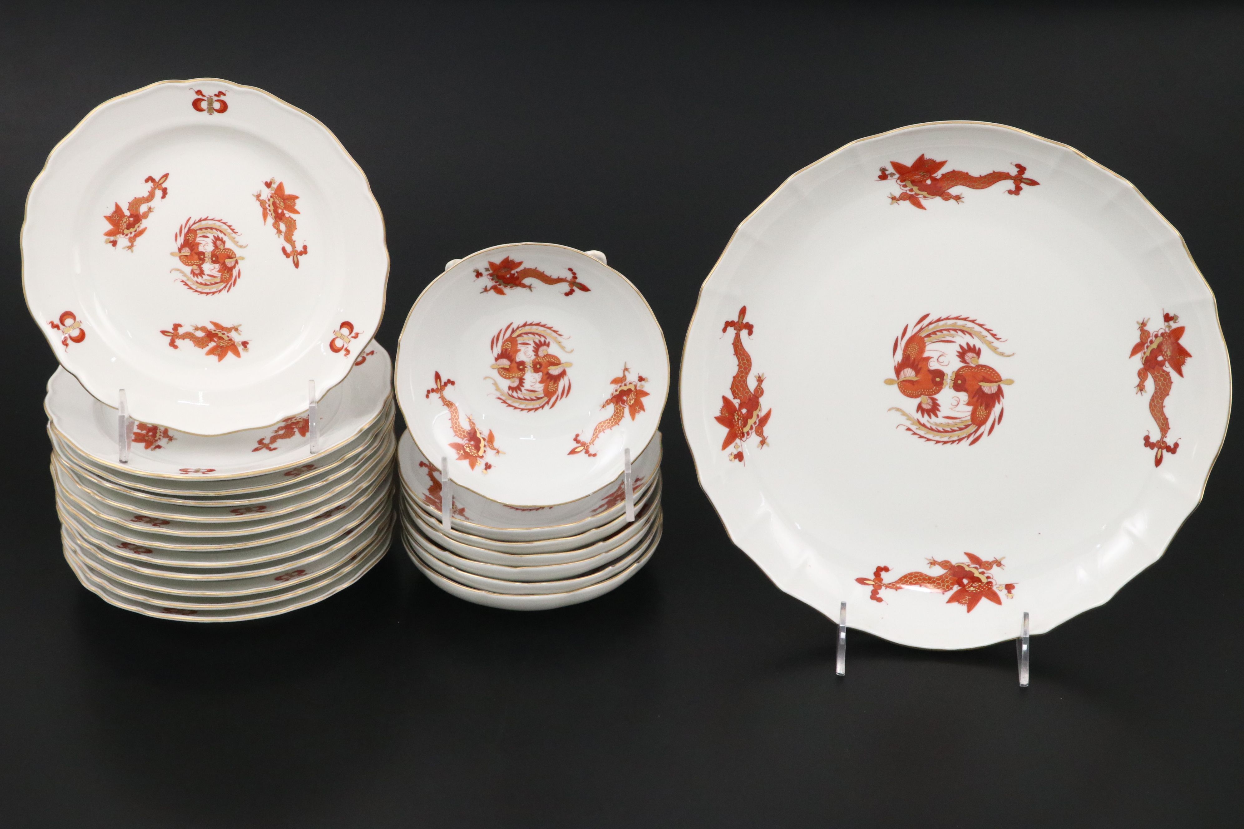 Meissen Porcelain "Ming Dragon" Coffee and Dessert Set, 20th Century