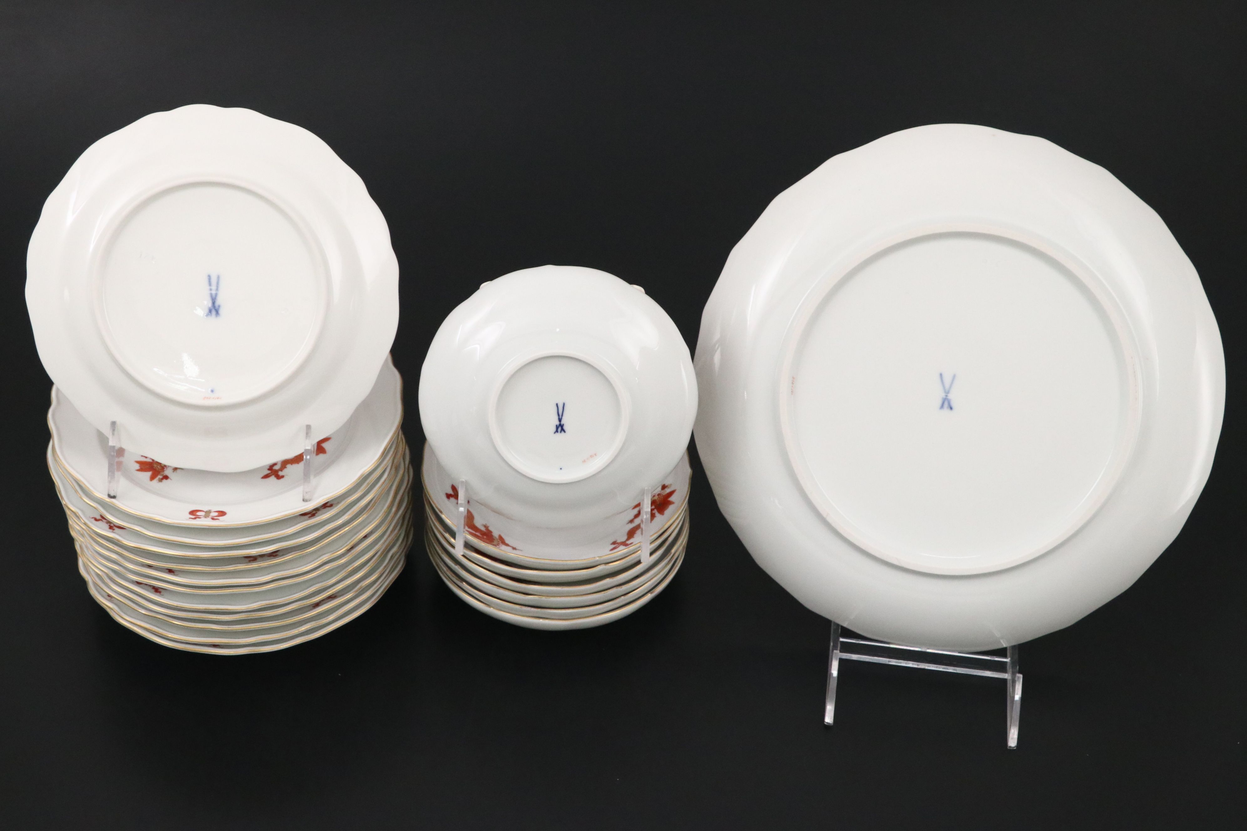 Meissen Porcelain "Ming Dragon" Coffee and Dessert Set, 20th Century