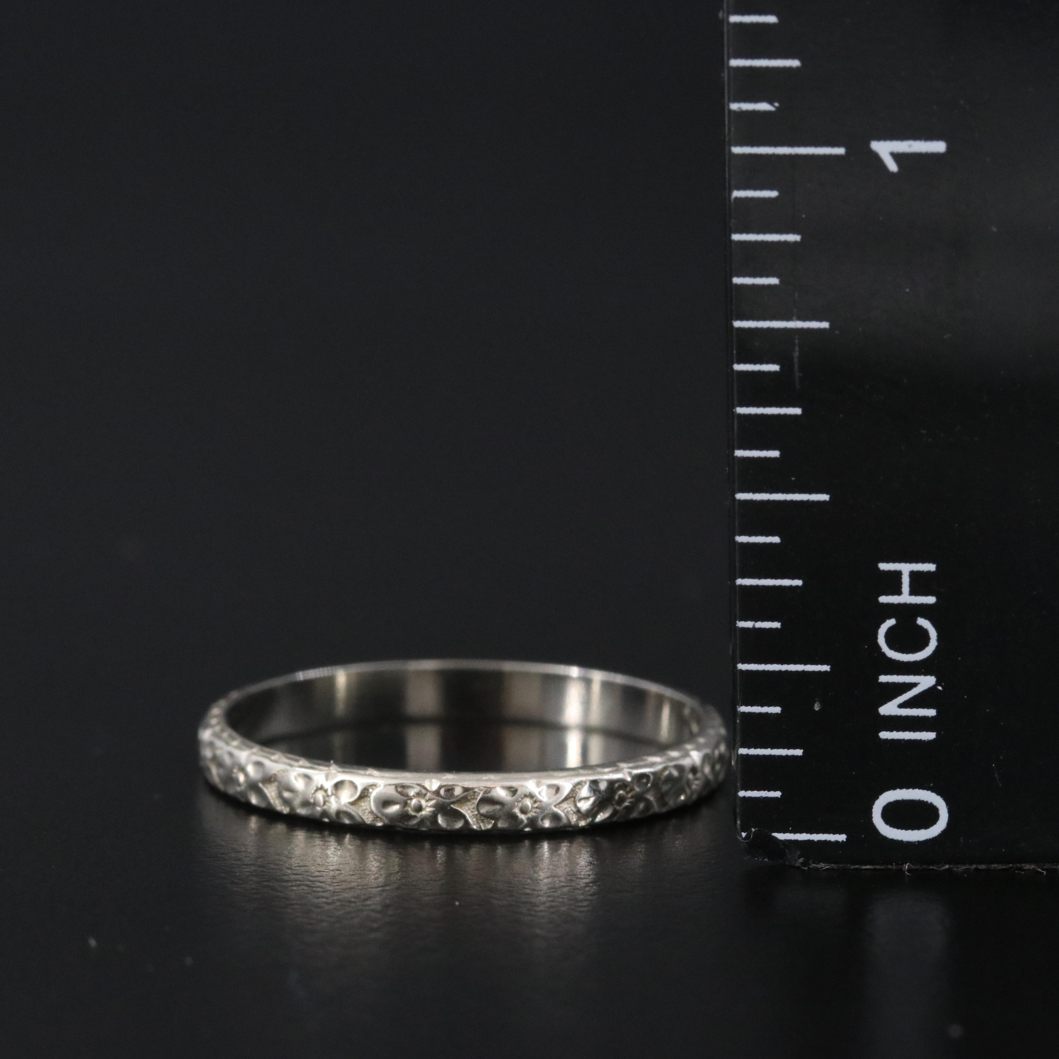 Vintage 18K Floral Band