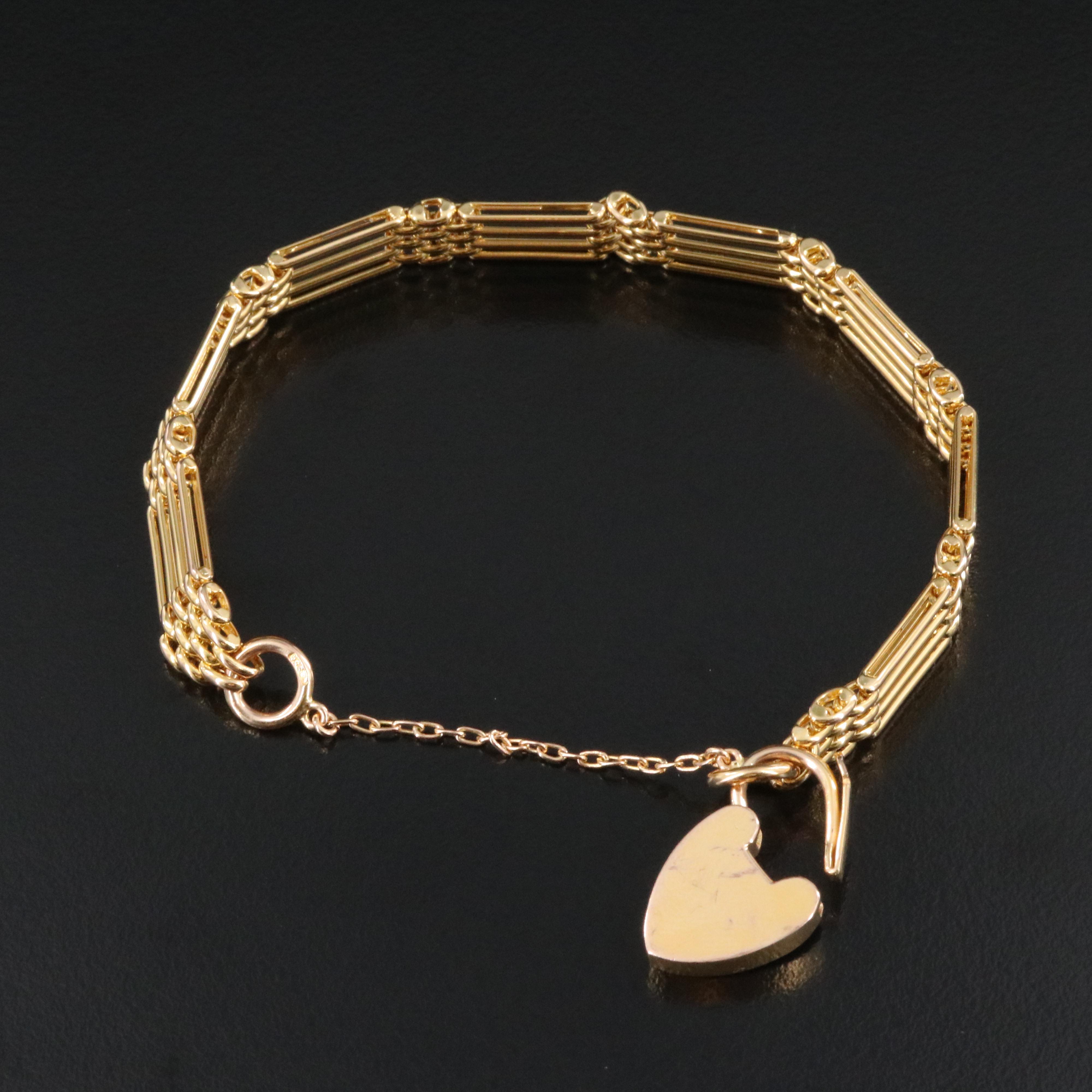 9K Gate Bracelet with Heart Lock Closure
