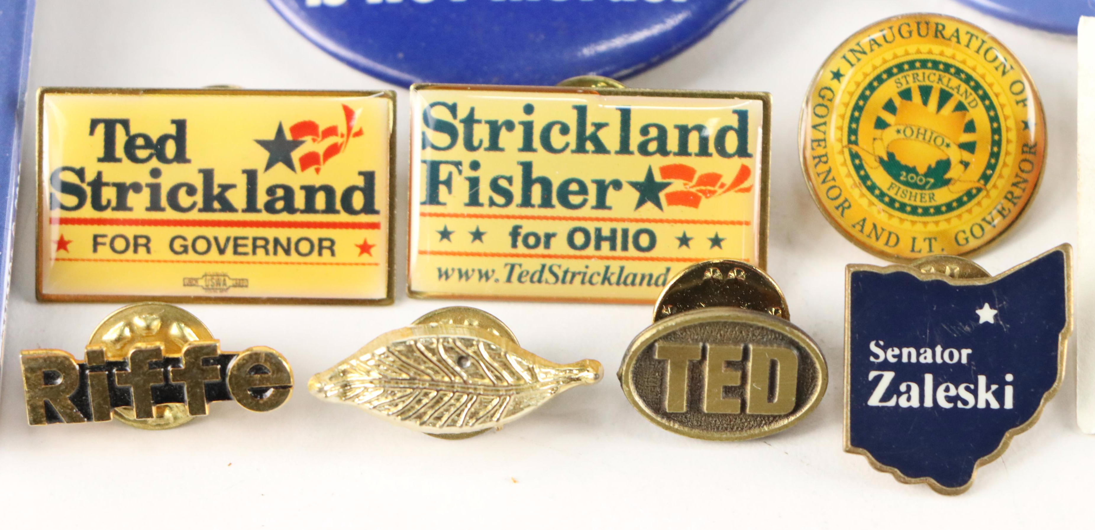 Barack Obama, Bill Clinton, and More Pin Backs and Other Political Memorabilia