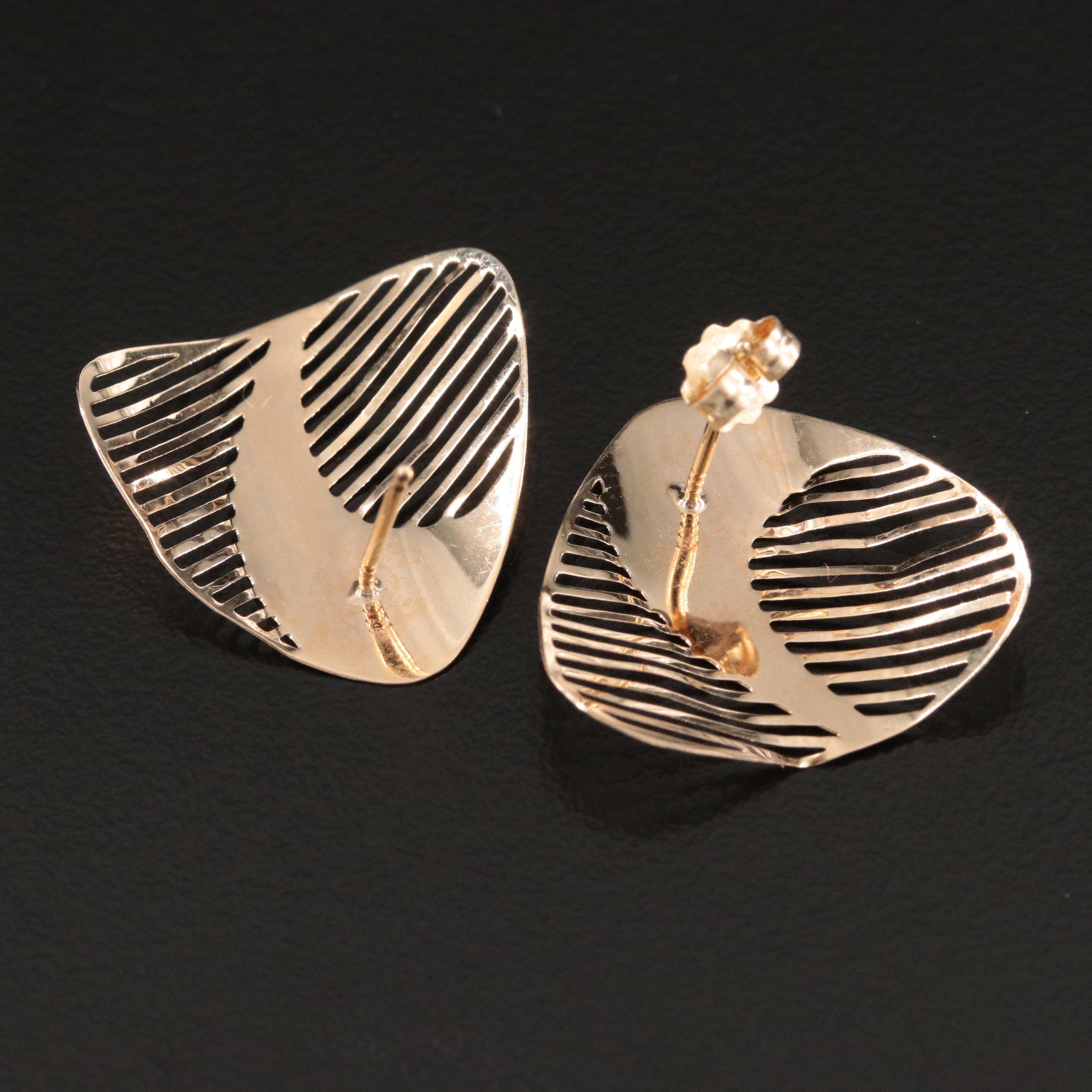 14K Wave Cut-Out Earrings