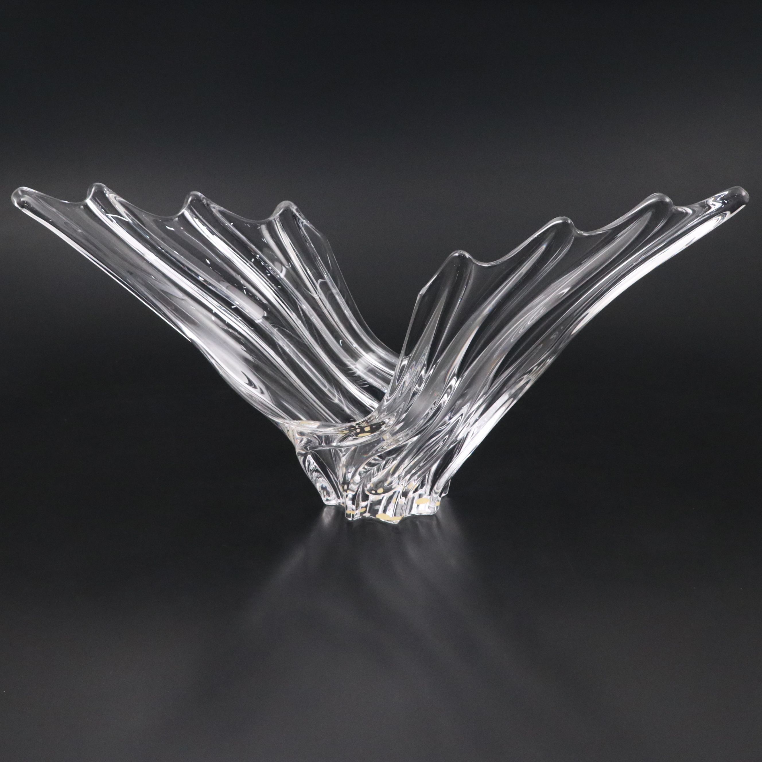 Vannes-le-Châtel French Crystal Wing Vase, Mid/Late 20th Century
