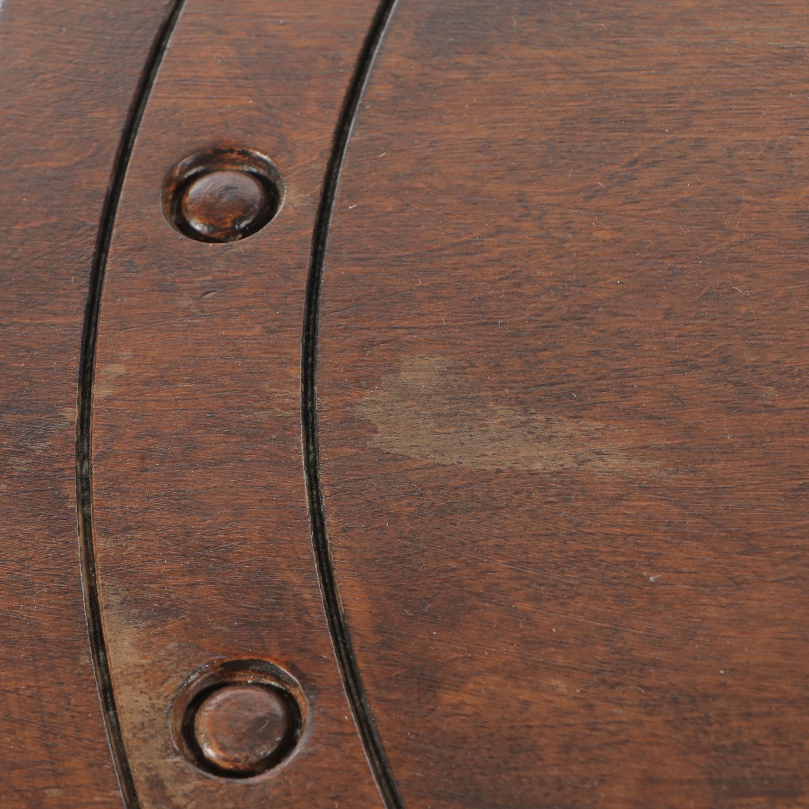 Walnut Lamp Table with Turned Legs, Mid to Late 20th Century
