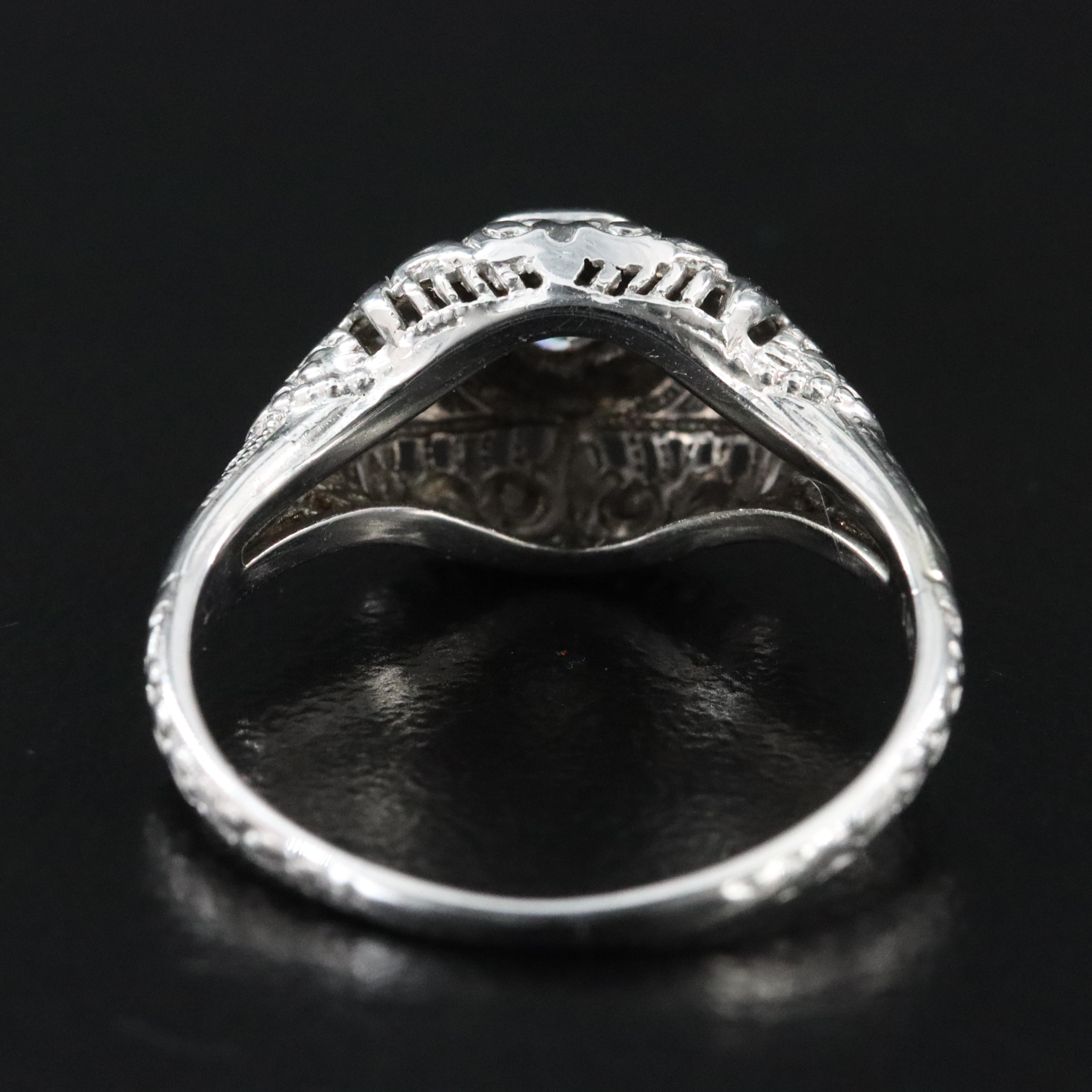 Arti Deco 18K 0.10 CT Diamond Piercework Ring with Orange Blossom Engraving