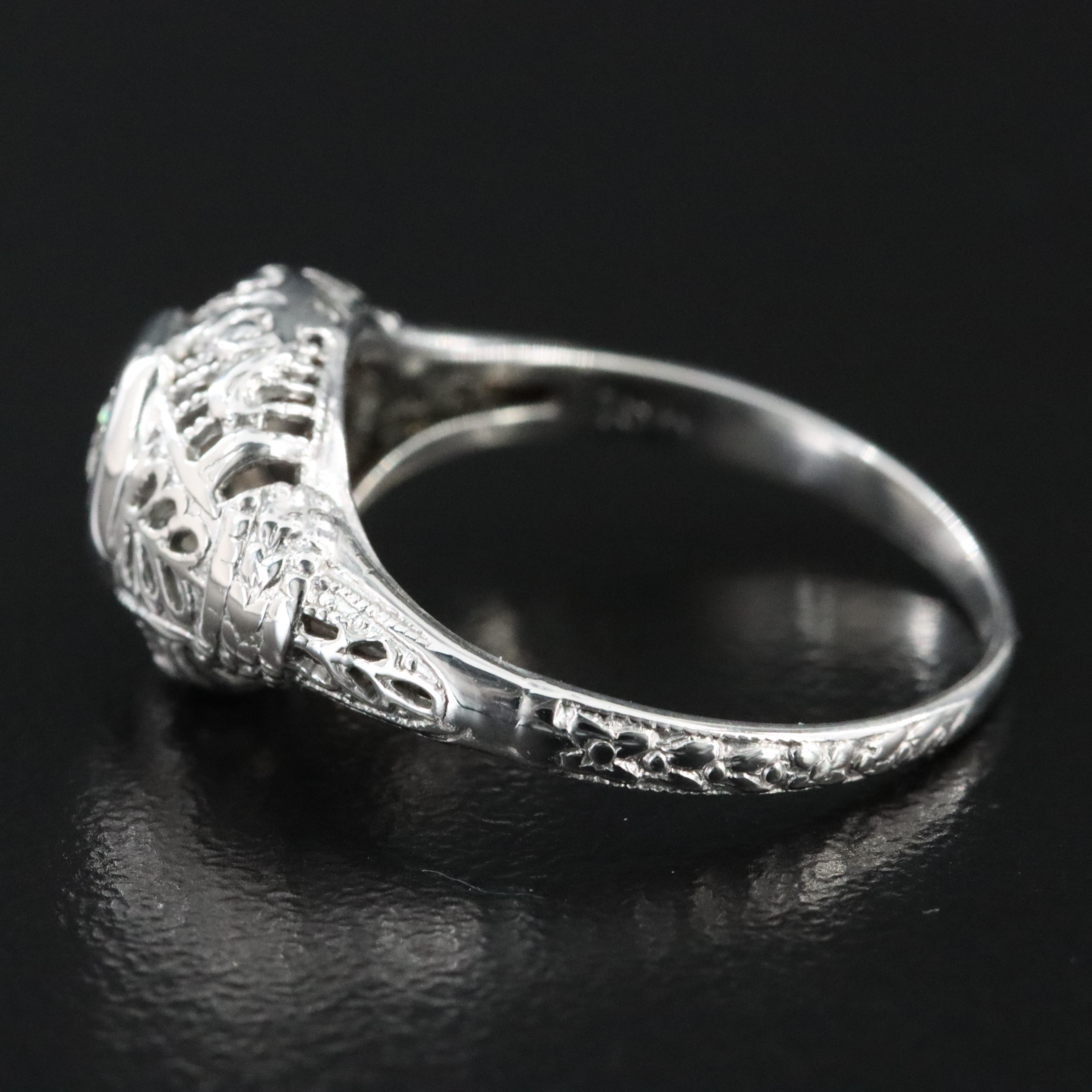 Arti Deco 18K 0.10 CT Diamond Piercework Ring with Orange Blossom Engraving