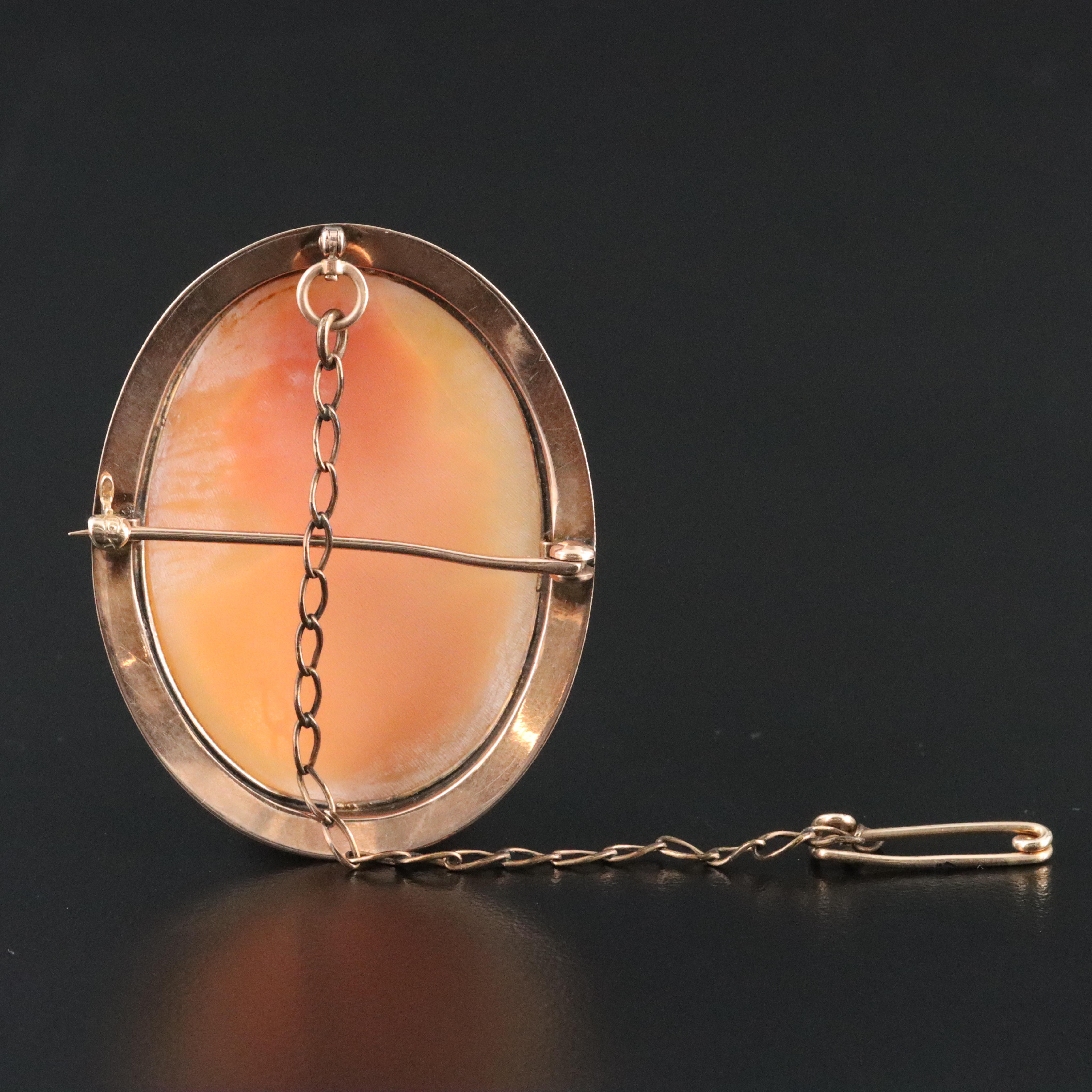10K Shell Cameo Brooch