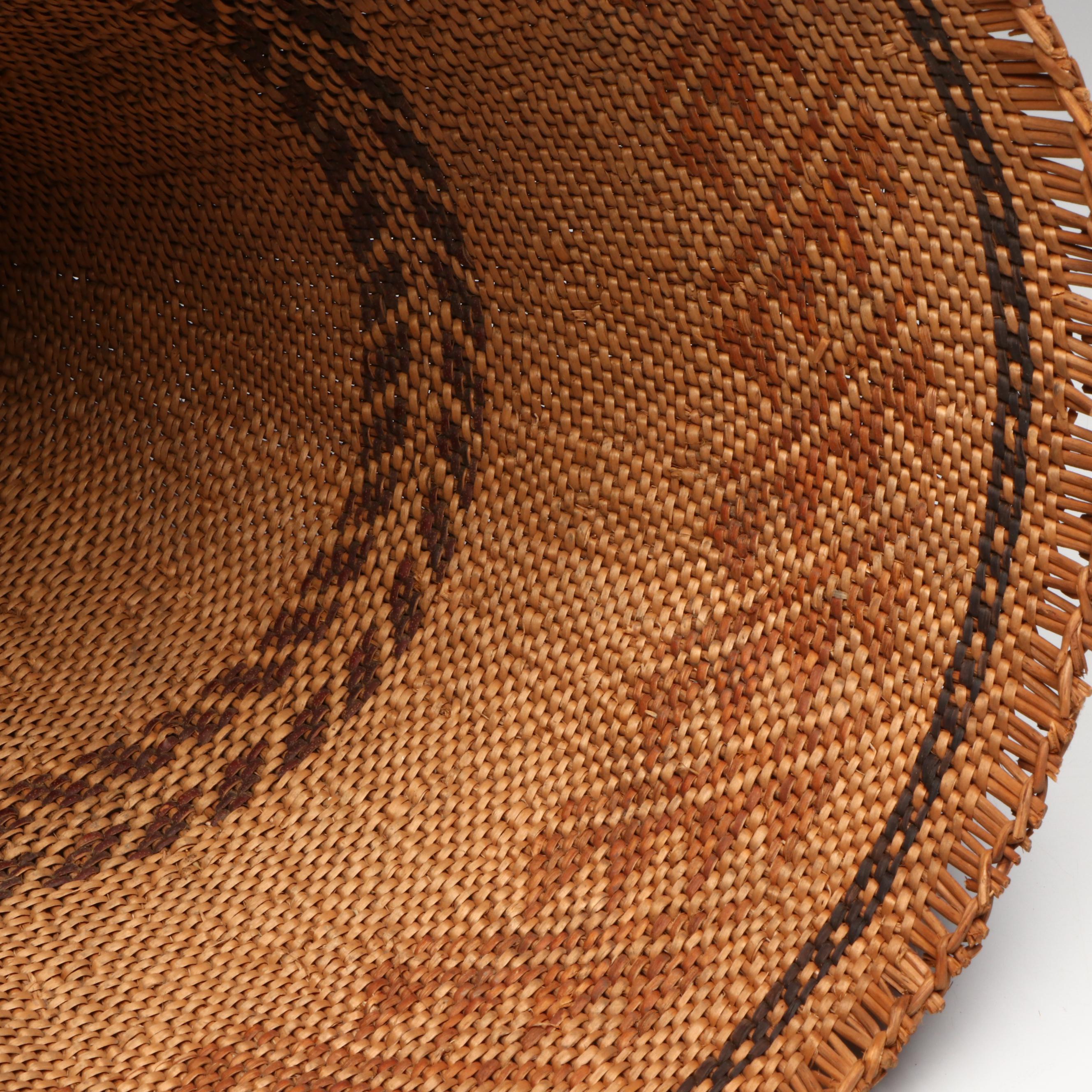 Indigenous Southwest Havasupai Conical Pack Basket, Early 20th Century