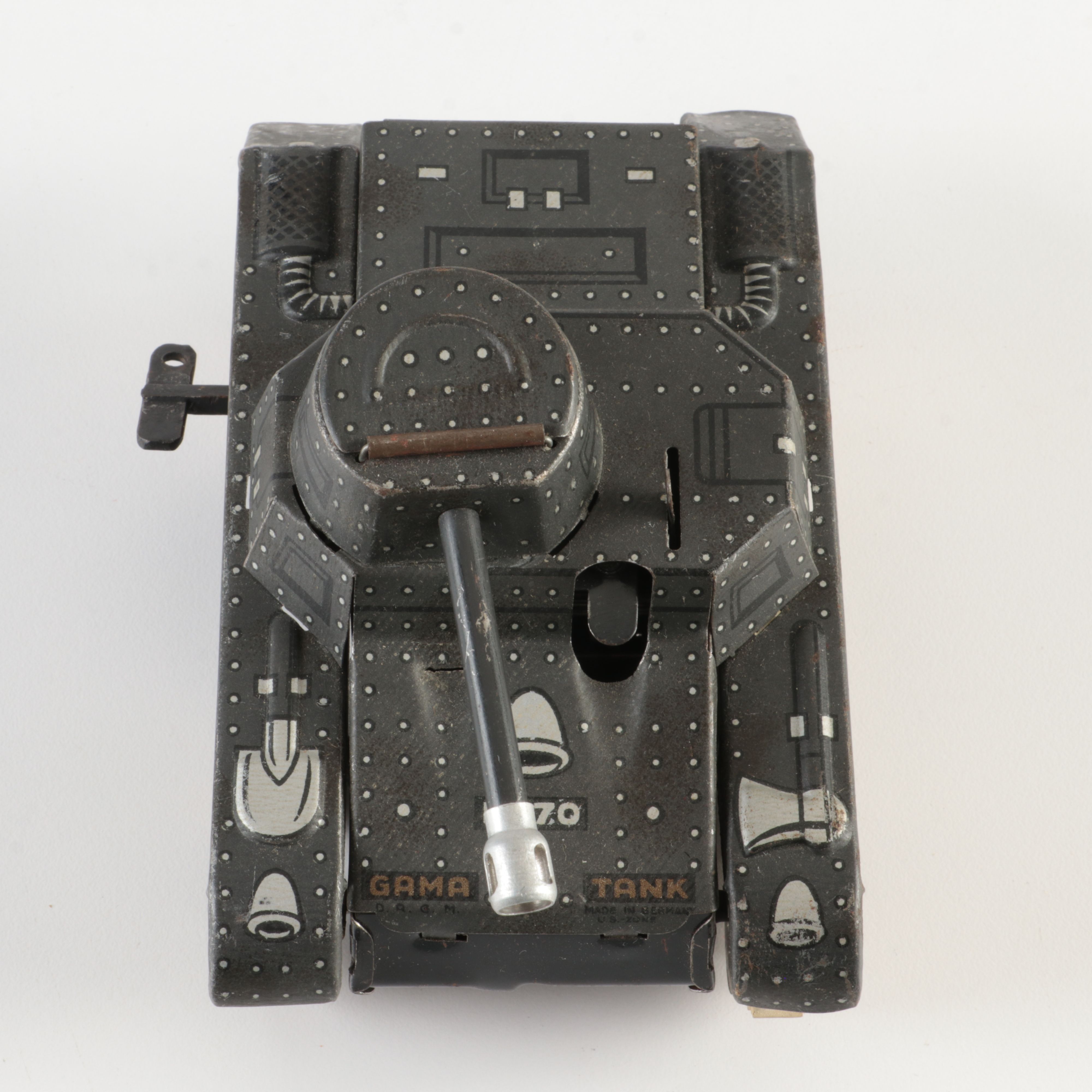 Post War Gamma No. 70 Tank and Two Barclay Lead Soldiers